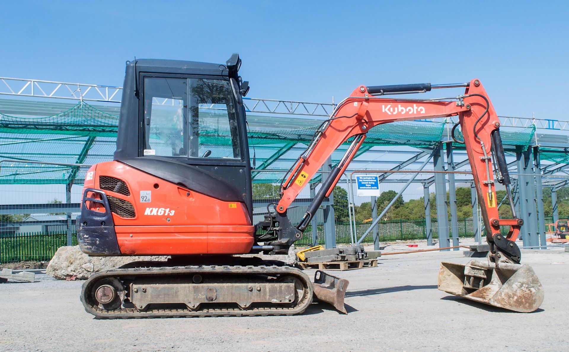 Kubota KX61-3 2.5 tonne rubber tracked mini excavator Year: 2013 S/N: 80221 Recorded Hours: 3158 - Image 8 of 22