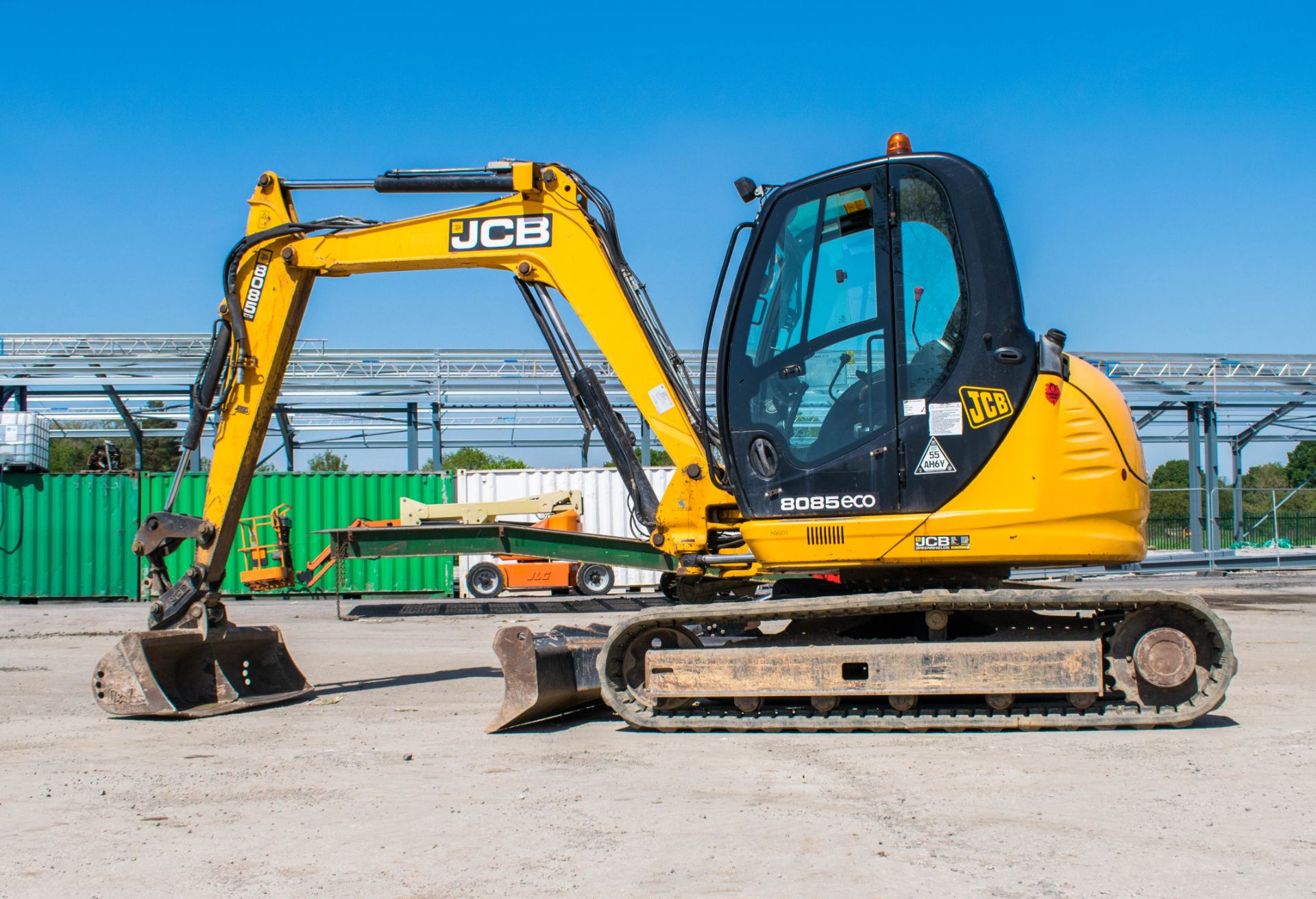 JCB 8085 ZTS 8 tonne rubber tracked excavator  Year: 2013 S/N: 01073046 Recorded hours: Not - Image 7 of 17