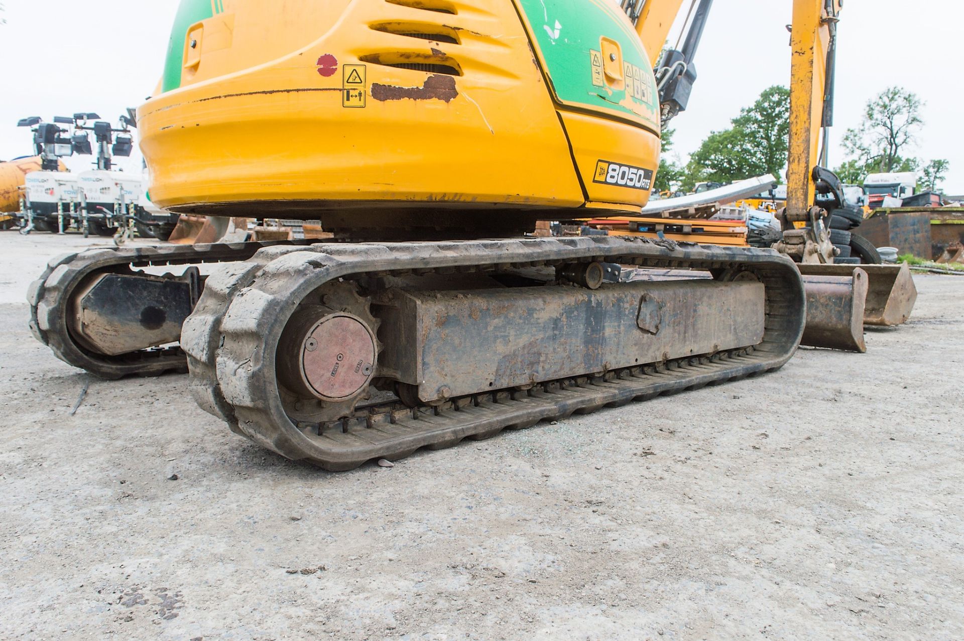 JCB 8050 RTS reduced tail swing rubber tracked mini excavator  Year: 2013 S/N: 741958 Recorded - Image 8 of 23