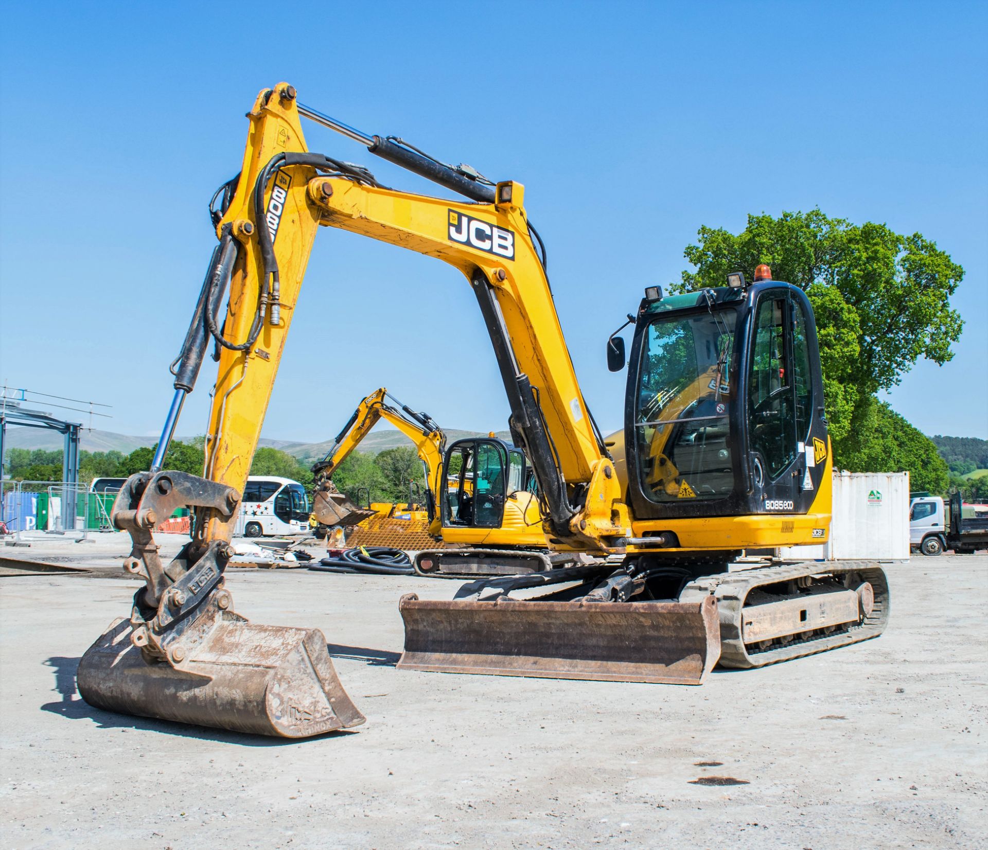 JCB 8085 ZTS 8 tonne rubber tracked excavator  Year: 2013 S/N: 01073046 Recorded hours: Not