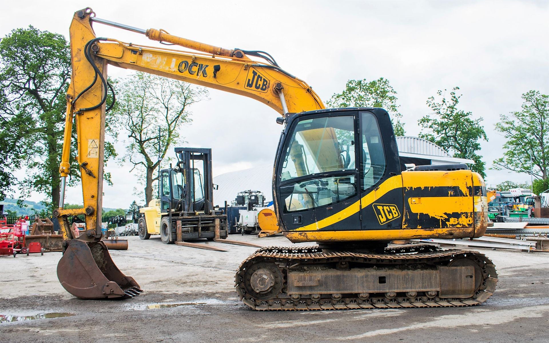 JCB JS130 13 tonne steel tracked excavator Year: 2001 S/N: E0759780 Recorded Hours: Not displayed - Image 8 of 20