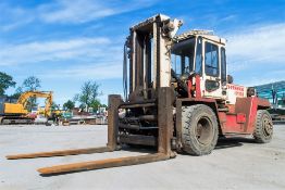 Svetruck 136120 13.6 tonne fork lift truck Year: 2005 S/N: 5064055 Recorded Hours: 6636