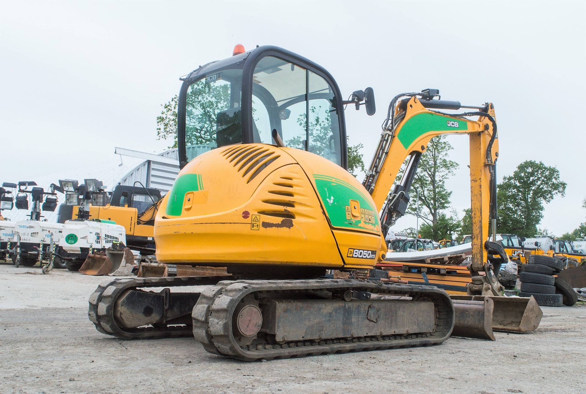 JCB 8050 RTS reduced tail swing rubber tracked mini excavator  Year: 2013 S/N: 741958 Recorded - Image 4 of 23