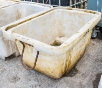 Plastic motar tub