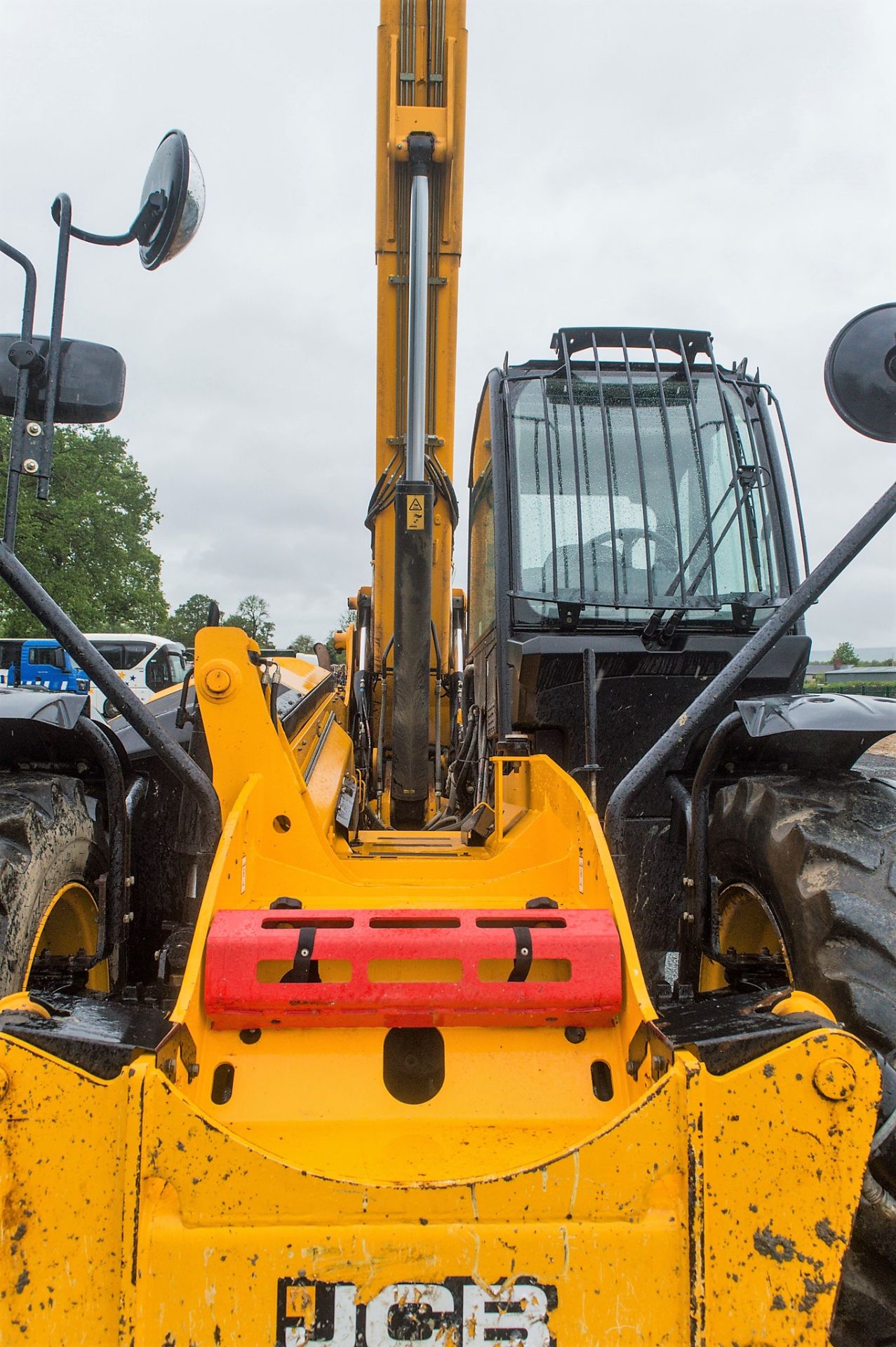 JCB 540-170 17 metre telescopic handler Year: 2016 S/N: 2460618 Recorded Hours: 5760 c/w sway - Image 11 of 22