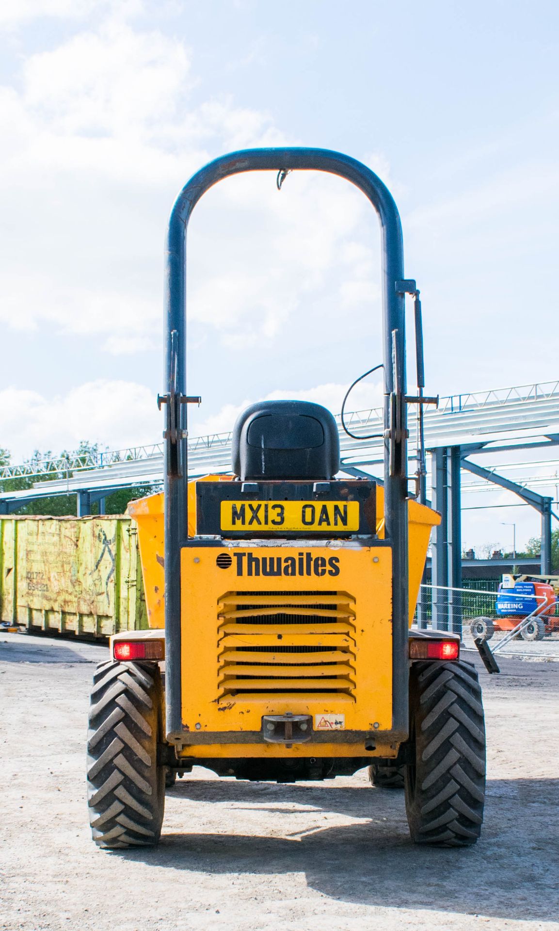 Thwaites 3 tonne swivel skip dumper Year: 2013 S/N: 9C5173 Recorded Hours: A602331 - Image 6 of 19