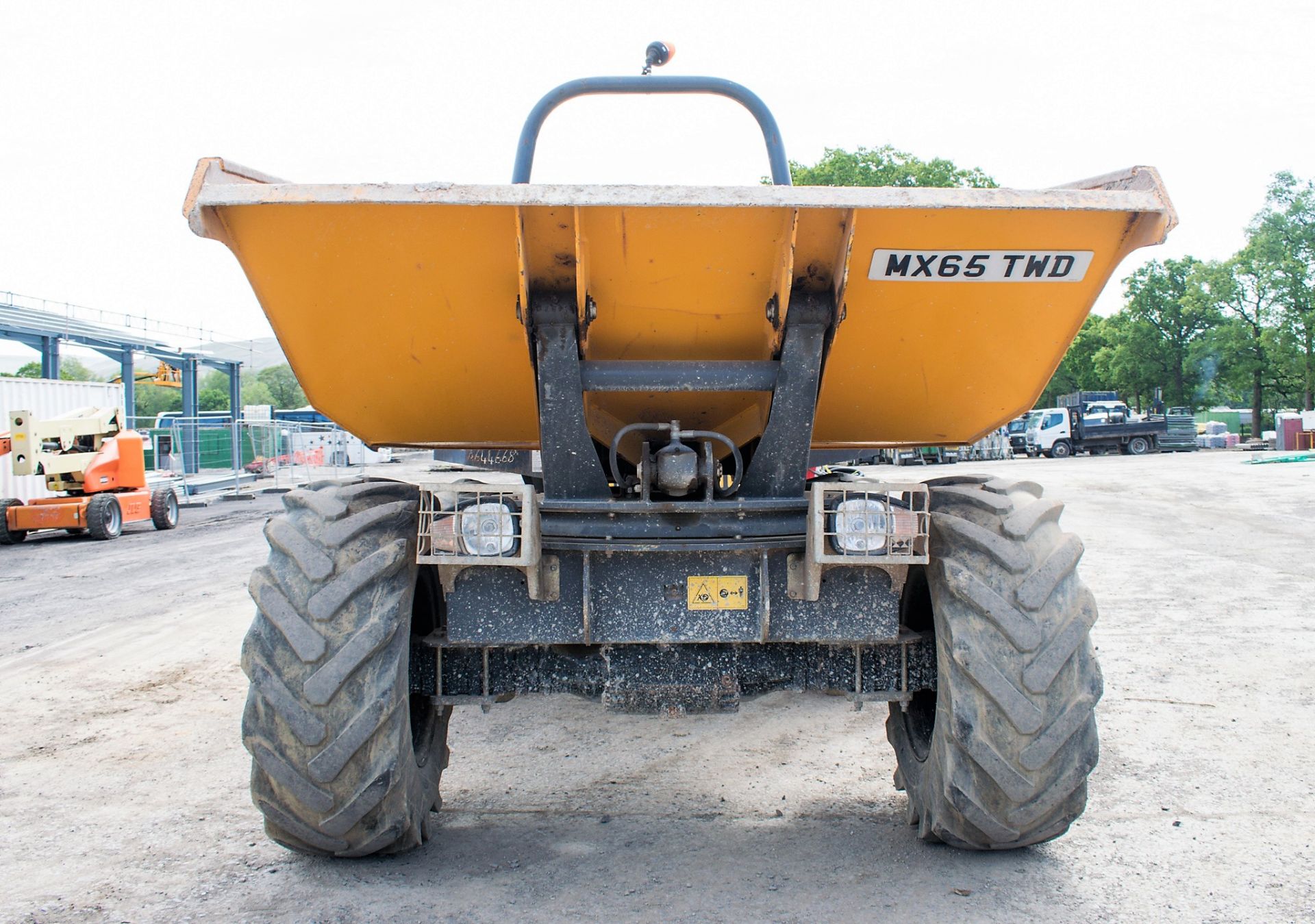 Benford Terex TA6s 6 tonne swivel skip dumper Year: 2014 S/N: J6028 Recorded hours: 1103 A644668 - Image 5 of 18