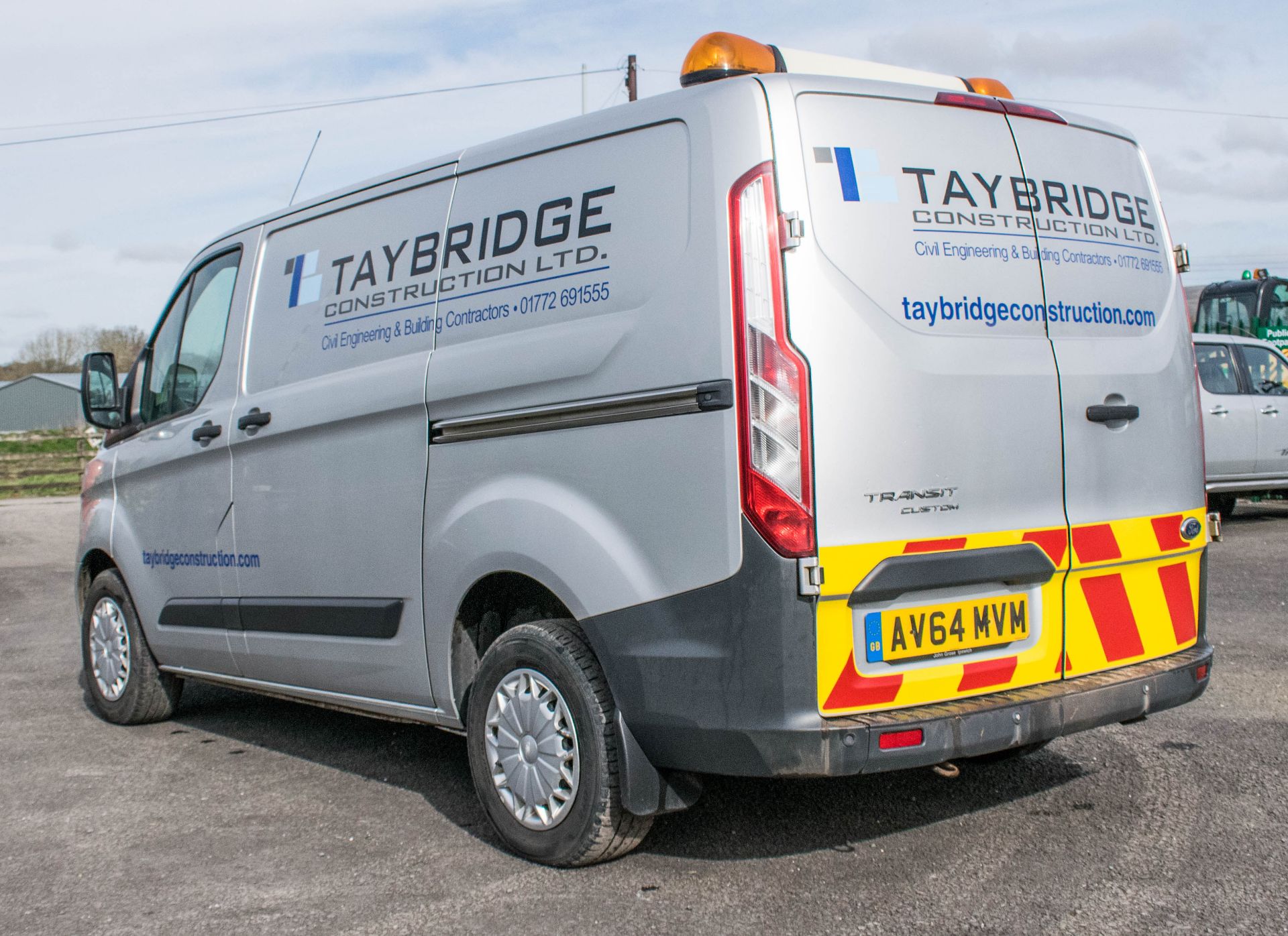 Ford Transit Custom Trend 270 L1 H1 125 PS panel van Registration Number: AV64 MVM Date - Image 4 of 20