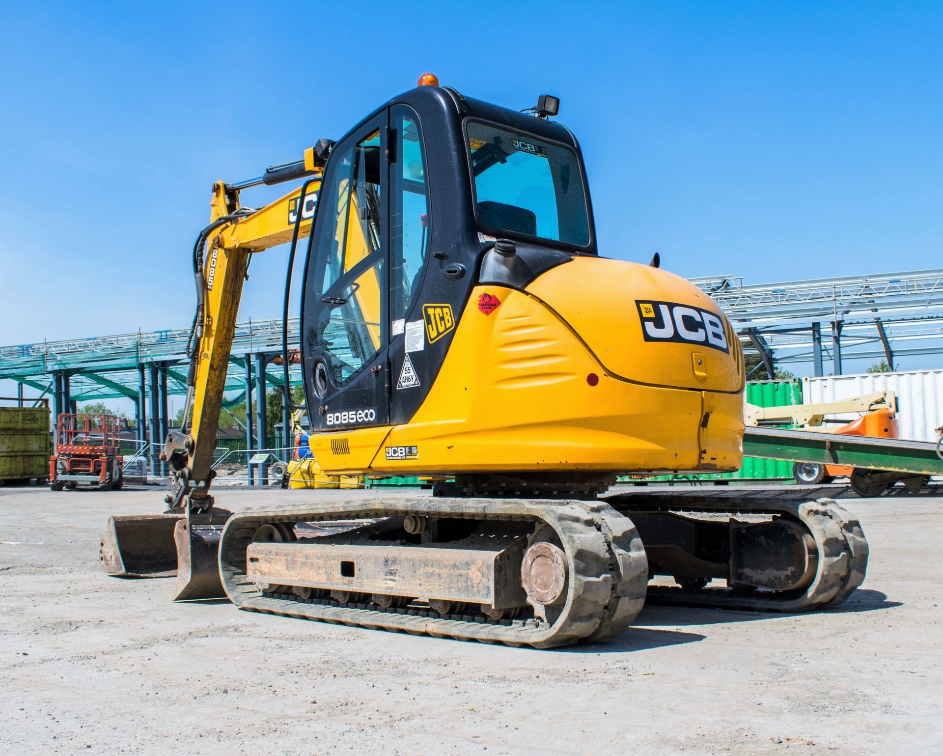 JCB 8085 ZTS 8 tonne rubber tracked excavator  Year: 2013 S/N: 01073046 Recorded hours: Not - Image 2 of 17