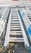 Triple stage extending aluminium ladder