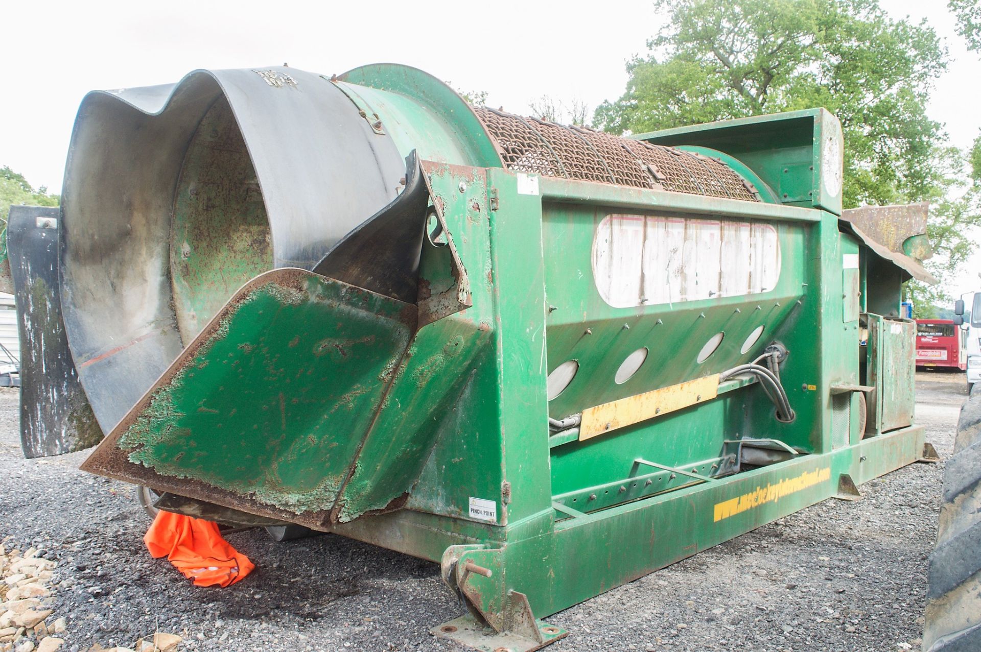 McCloskey 512 floor mounted rotary screen/tromell c/w spare drum - Image 4 of 9