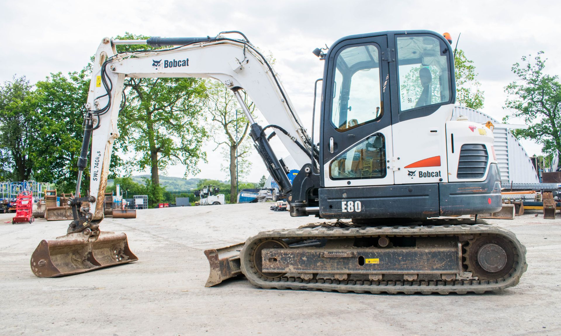 Bobcat E80 8 tonne rubber tracked excavator Year: 2013 S/N: aet312767 Recorded Hours: 2244 blade, - Image 8 of 21