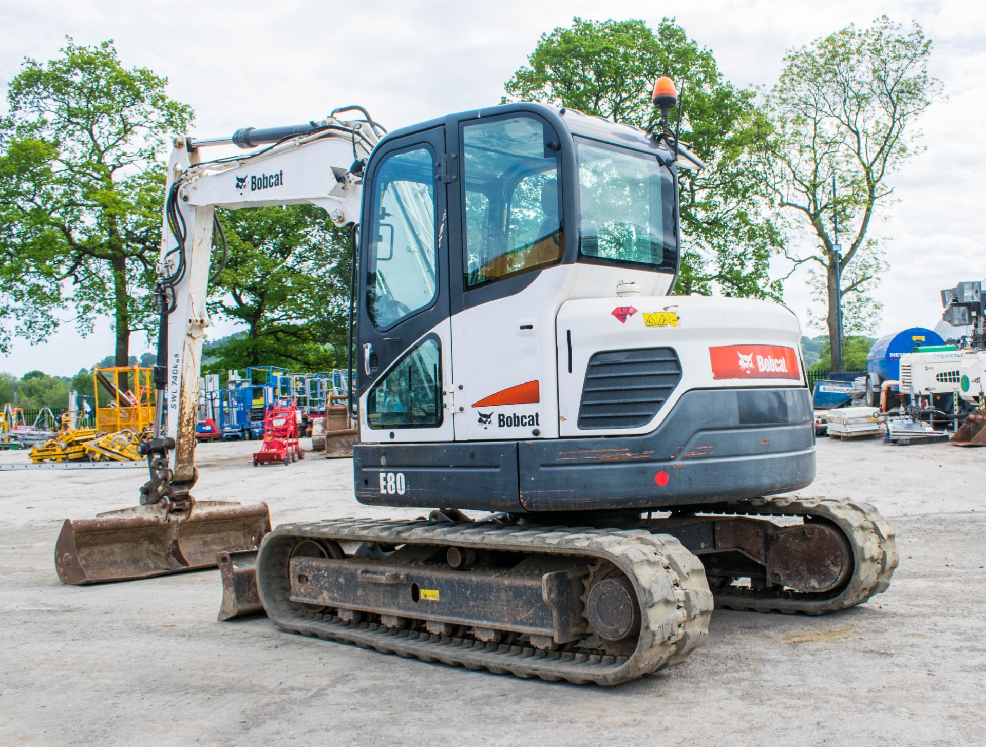 Bobcat E80 8 tonne rubber tracked excavator Year: 2013 S/N: aet312767 Recorded Hours: 2244 blade, - Image 4 of 21