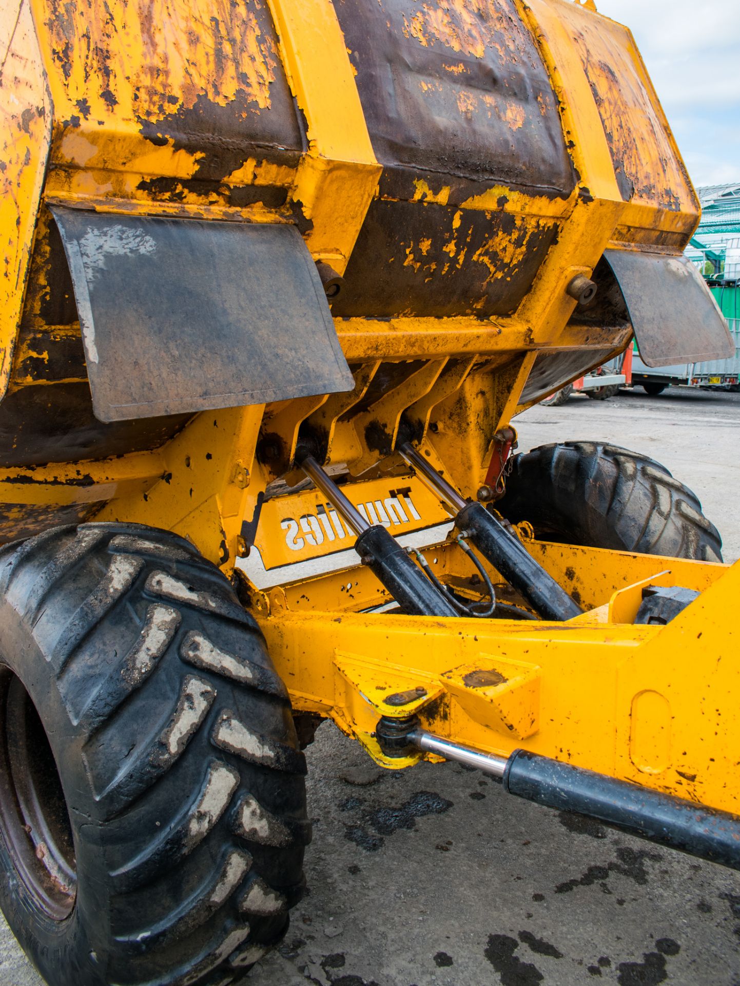 Thwaites 9 tonne straight skip dumper Year: 2008 S/N: Recorded Hours: 221 - Image 14 of 18