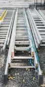 Triple stage extending aluminium ladder