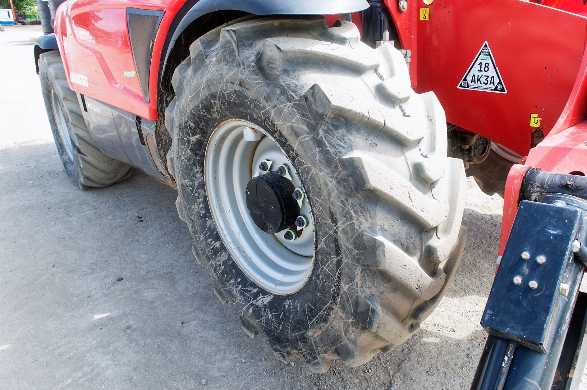 Manitou MT1840 18 metre telescopic handler Year: 2014 S/N: 942505 Recorded Hours: 3106 c/w side - Image 14 of 23