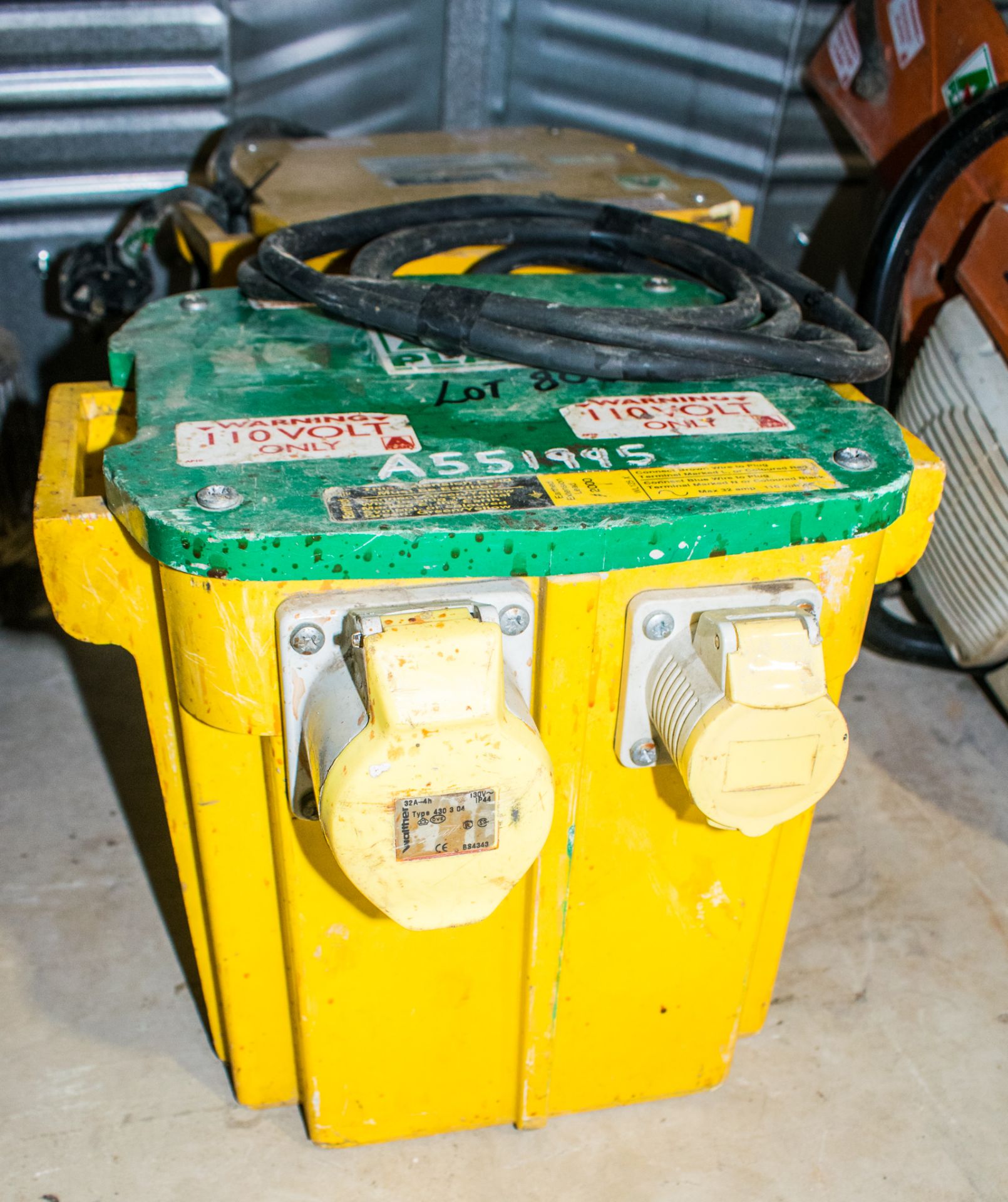 240v to 110v 5 kva transformer A551995