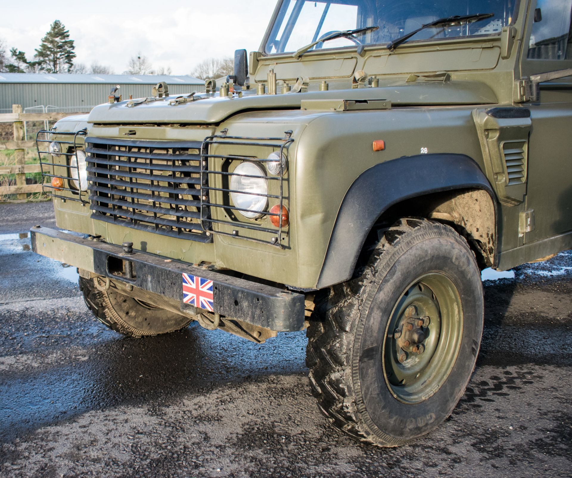 Land Rover Defender 90 Wolf 300 TDI 4wd TUL hard top utility vehicle (EX MOD) Date into Service: - Image 10 of 27