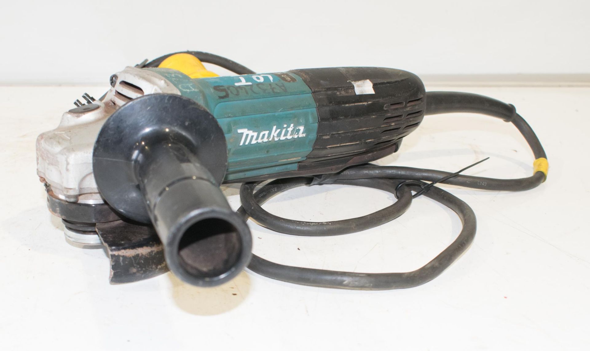 Makita 110v 100mm angle grinder A732405