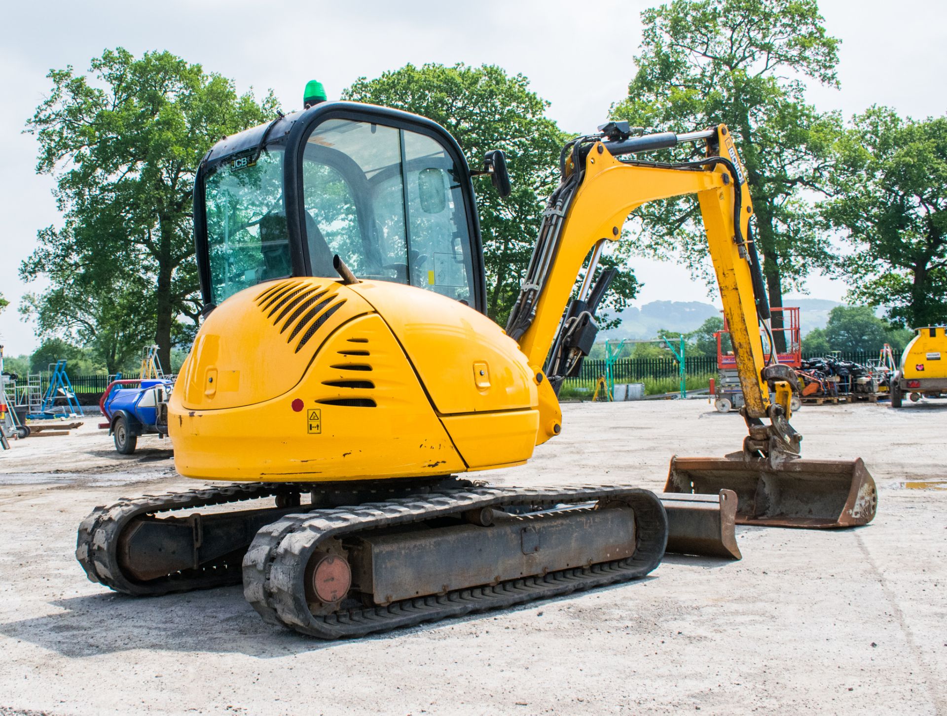 JCB 8050 RTS 5 tonne rubber tracked excavator  Year: 2013 S/N: 41929 Recorded Hours: 3240 blade, - Image 3 of 18