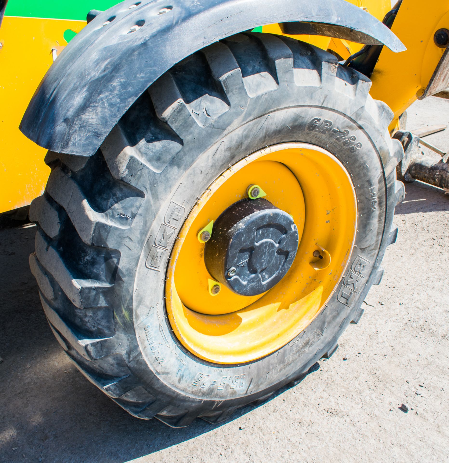 JCB 535-140 14 metre Hi Viz telescopic handler Year: 2014  S/N: 343454 Recorded hours: - Image 9 of 17