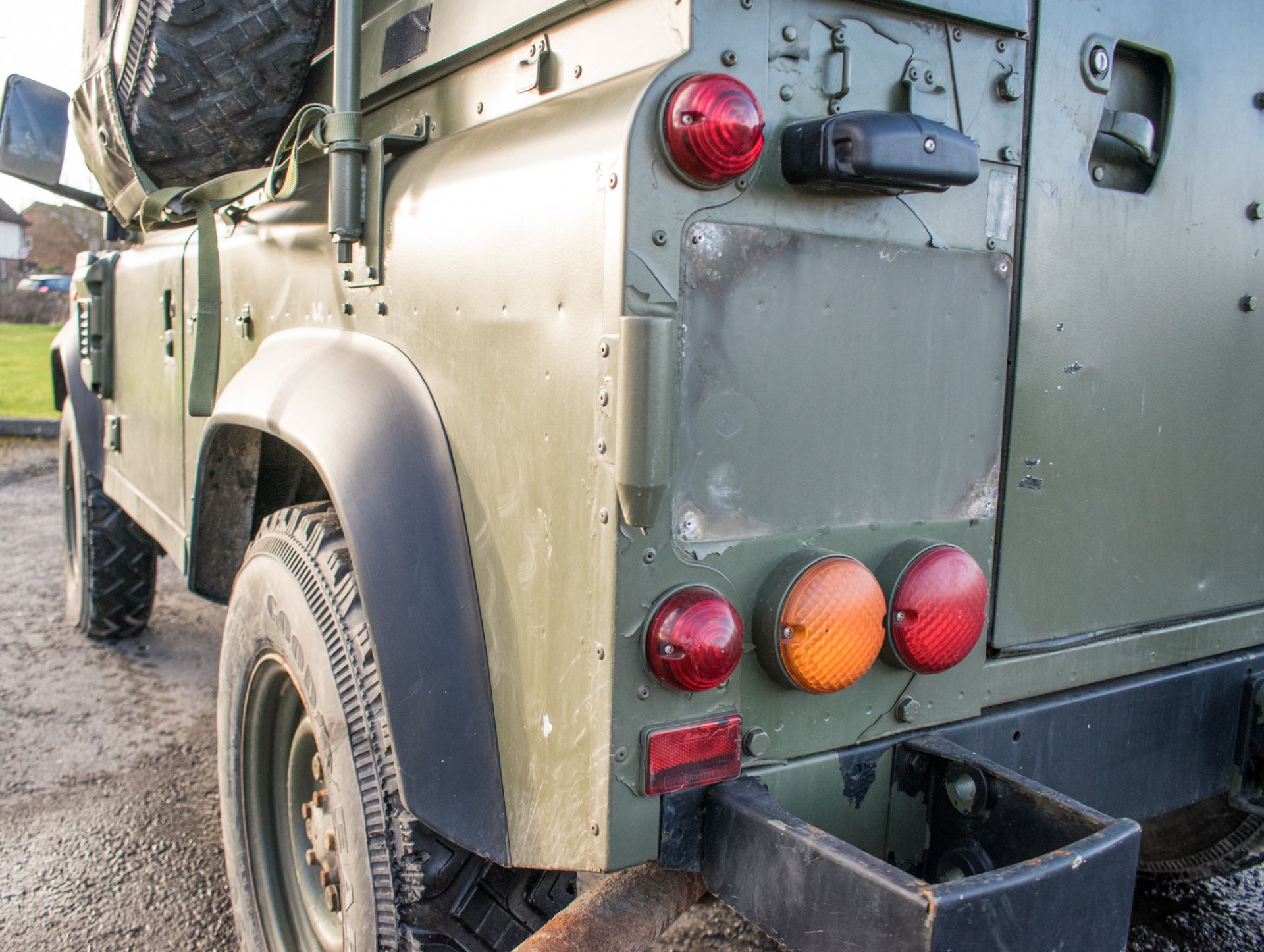 Land Rover Defender 90 Wolf 300 TDI 4wd TUL hard top utility vehicle (EX MOD) Date into Service: - Image 20 of 27