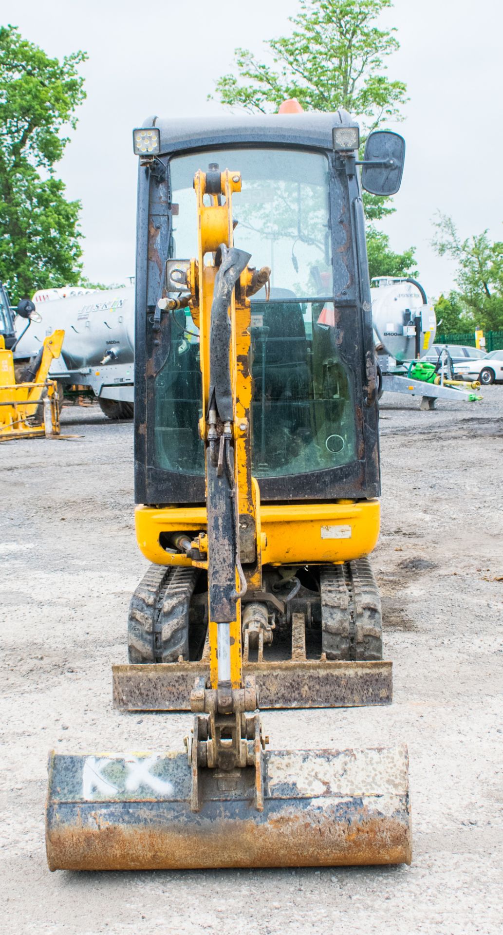 JCB 8016 1.5 tonne rubber tracked mini excavator Year: 2013 S/N: 2071419 Recorded Hours: 1950 - Image 5 of 18