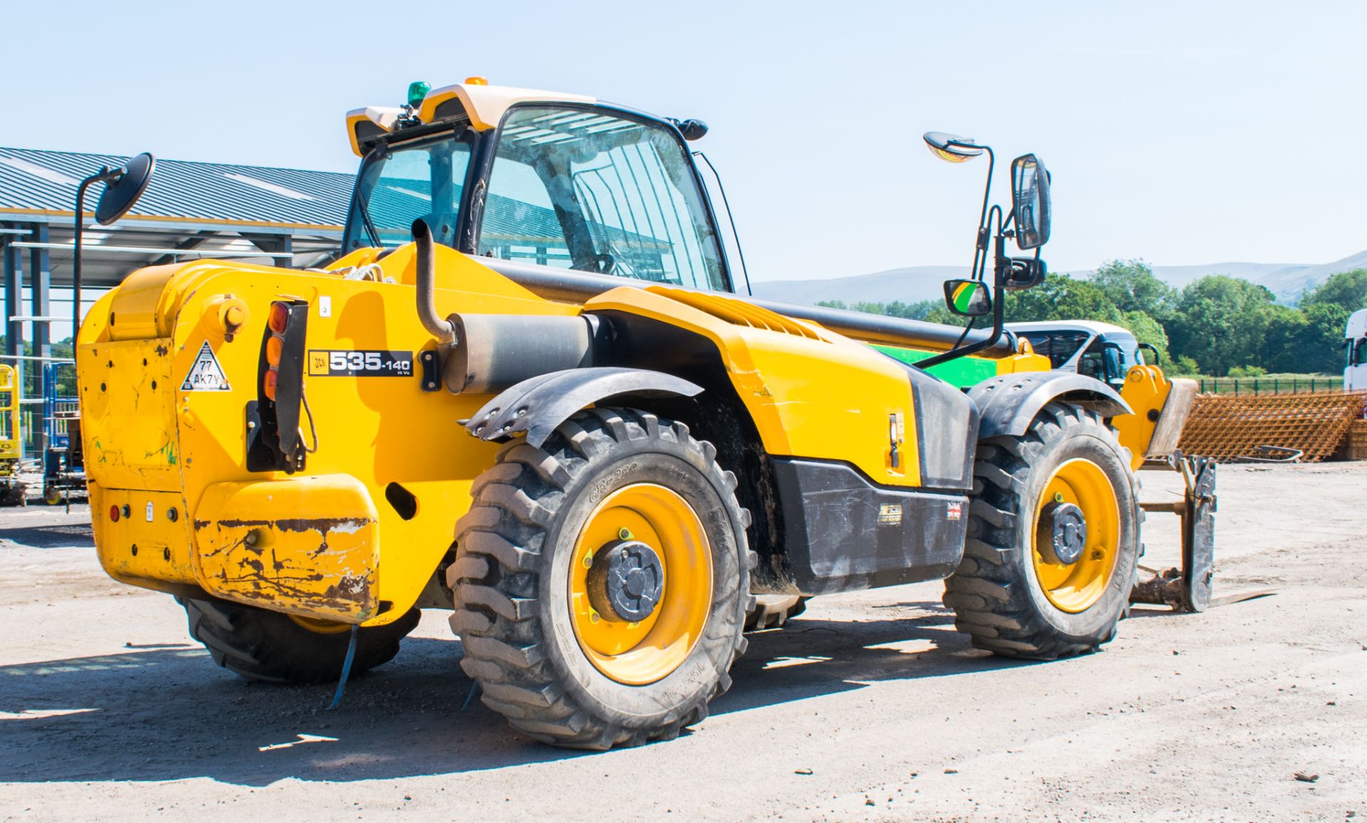 JCB 535-140 14 metre Hi Viz telescopic handler Year: 2014  S/N: 343454 Recorded hours: - Image 3 of 17