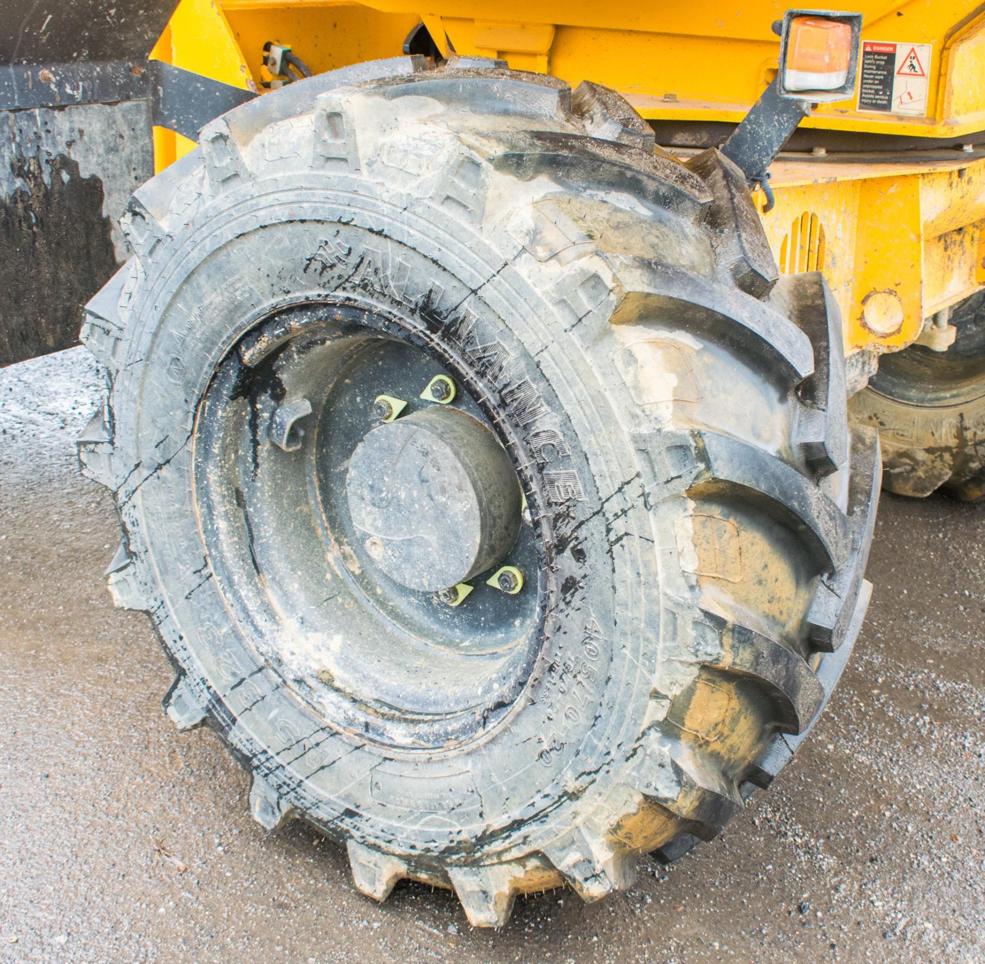 Thwaites 6 tonne swivel skip dumper  Registration number: MM63 UMD Year: 2014 S/N: C9151 Recorded - Image 11 of 20