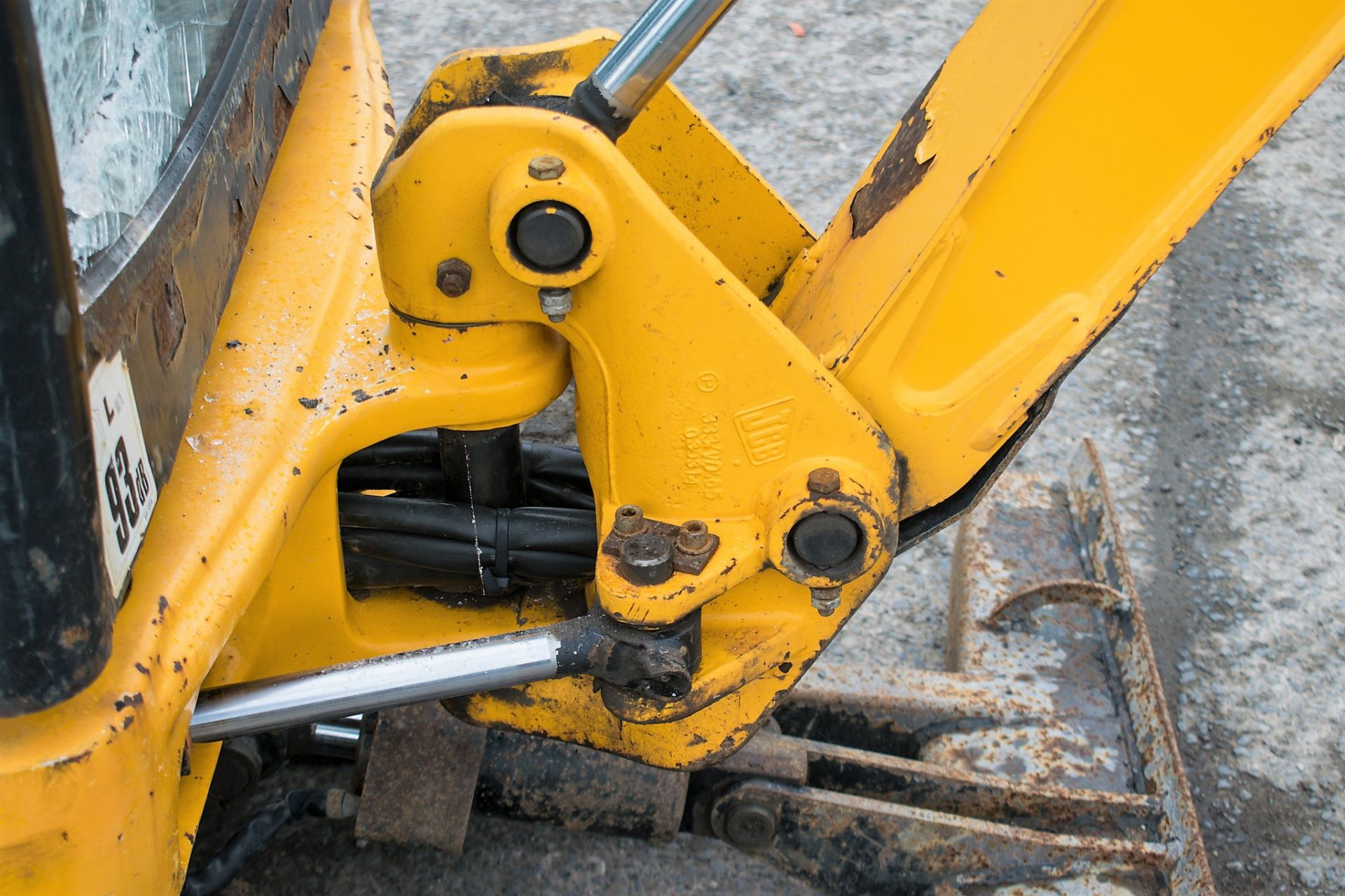 JCB 8016 1.5 tonne rubber tracked mini excavator Year: 2014 S/N: 20171553 Recorded Hours: 2238 - Image 16 of 20