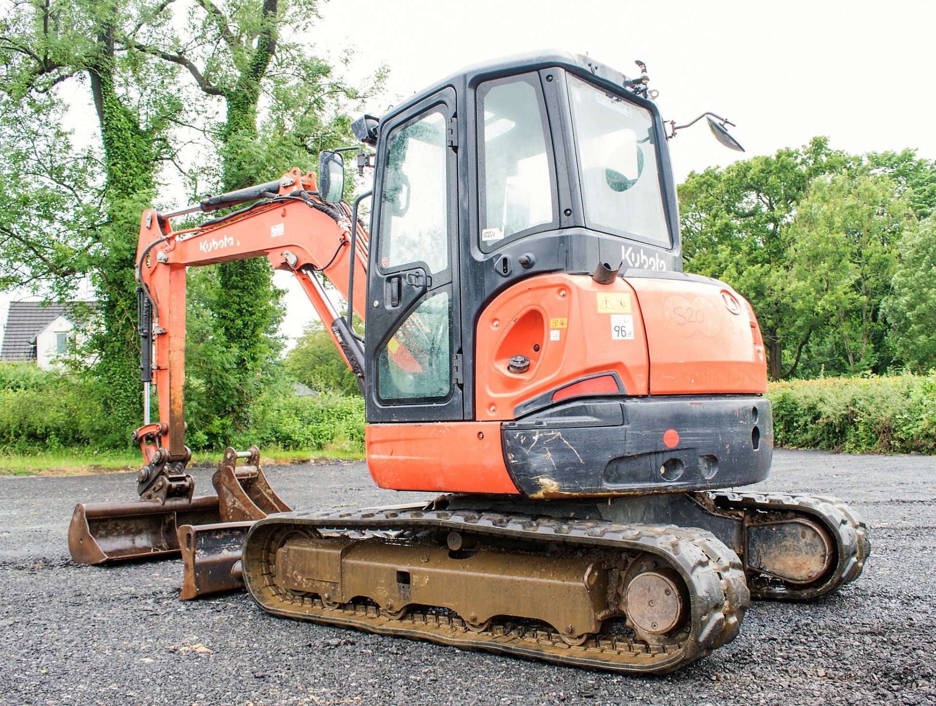 Kubota U48-4 4.8 tonne rubber tracked excavator Year: 2011 S/N: 50574 Recorded Hours: 3359 blade, - Image 3 of 26