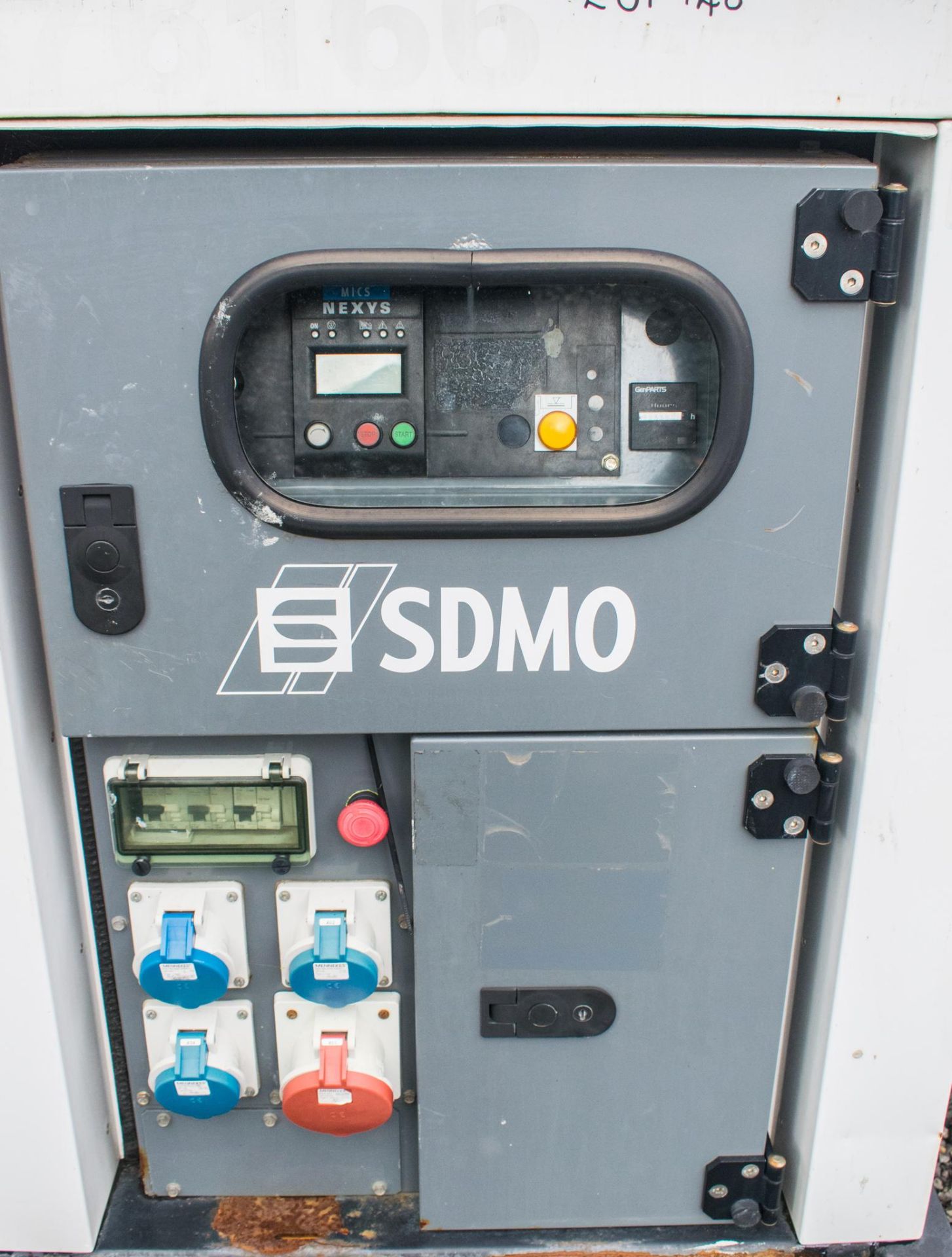 SDMO 33 Kva diesel driven generator  Year:  Recorded Hours: 15443 A576166 - Image 5 of 5