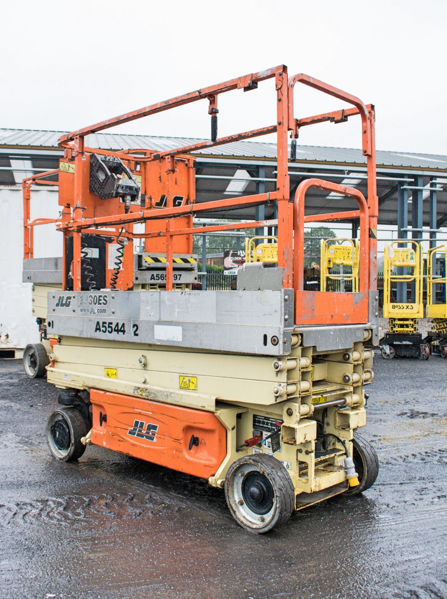 JLG 1930ES battery electric scissor lift Year: 2011 S/N: 24821 Recorded Hours: Not readable (Clock - Image 4 of 9