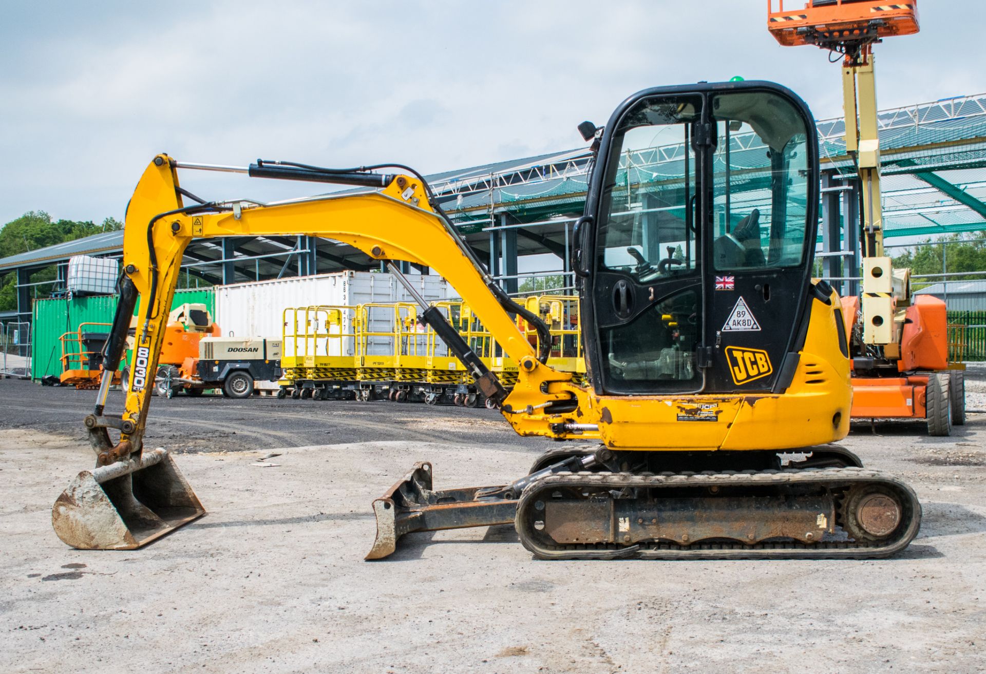 JCB 8030 ZTS 3 tonne rubber tracked excavator  Year: 2014 S/N: 32119 Recorded hours; 1350 blade, - Image 7 of 18