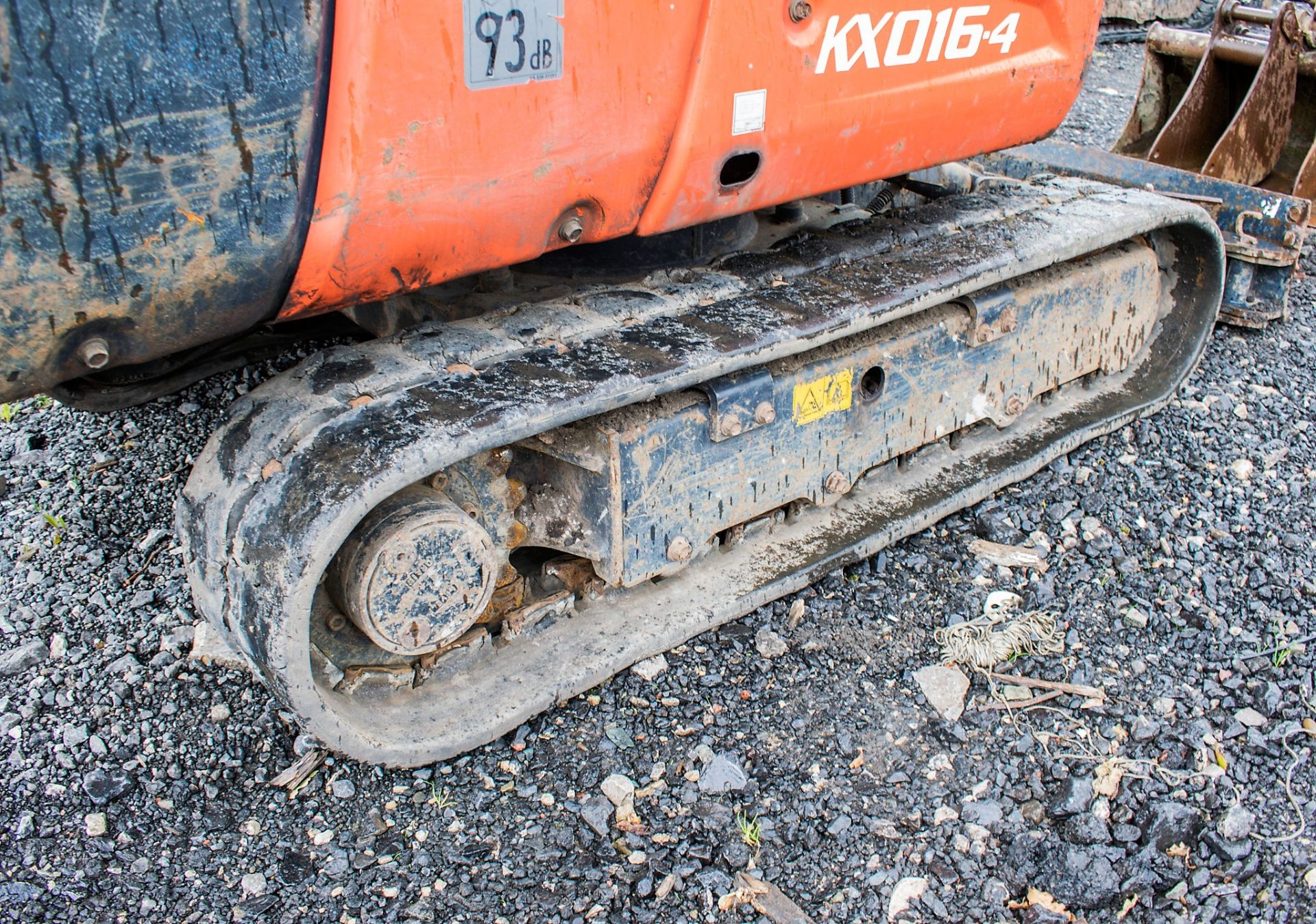 Kubota KX016-4 1.6 tonne rubber tracked mini excavator Year: 2014 S/N: 57528 Recorded Hours: 2621 - Image 10 of 19