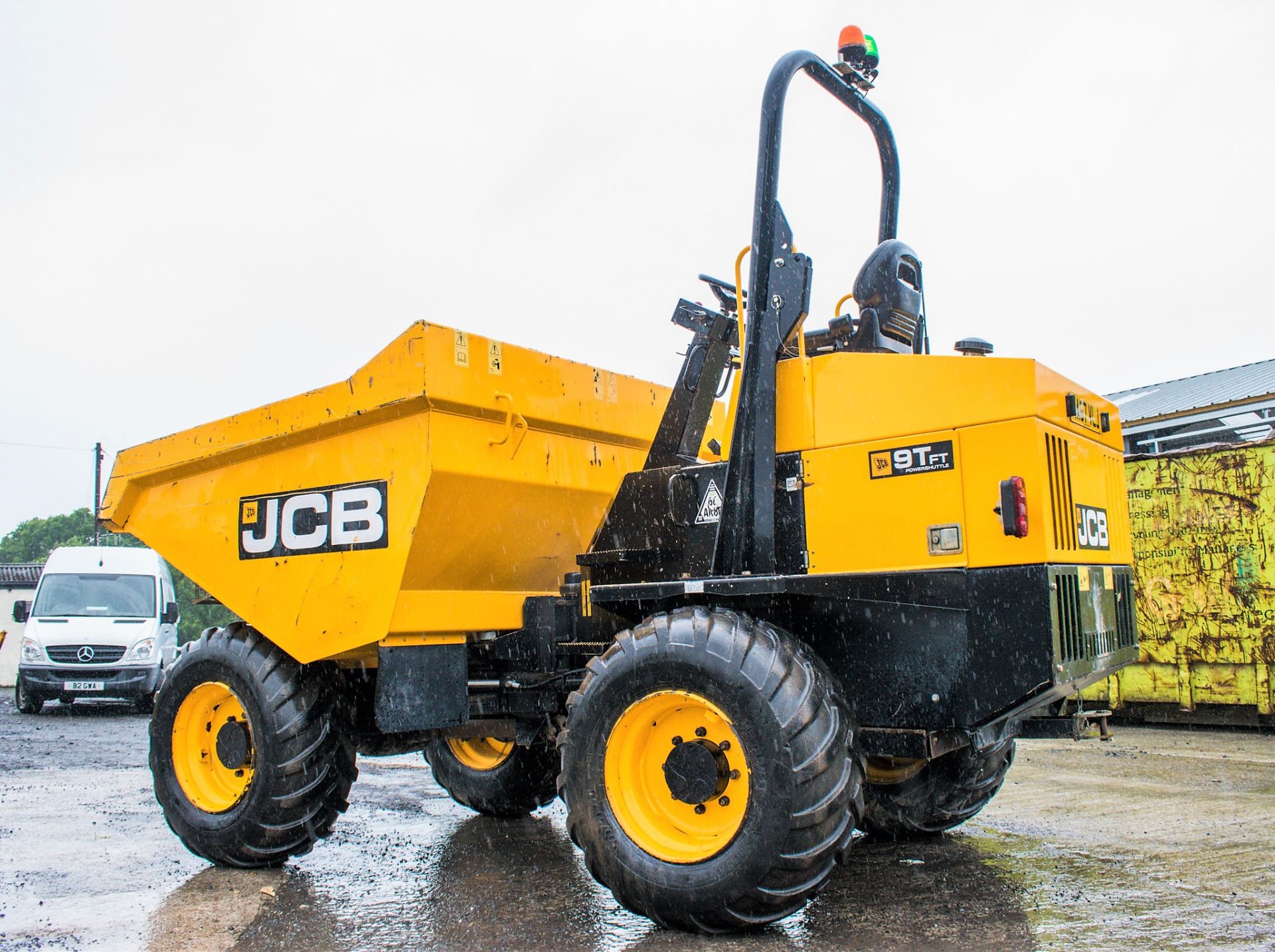 JCB 9TFT 9 tonne straight skip dumper  Reg No.: MA67 VLJ    c/w V5 Road Registration Document - Image 3 of 18