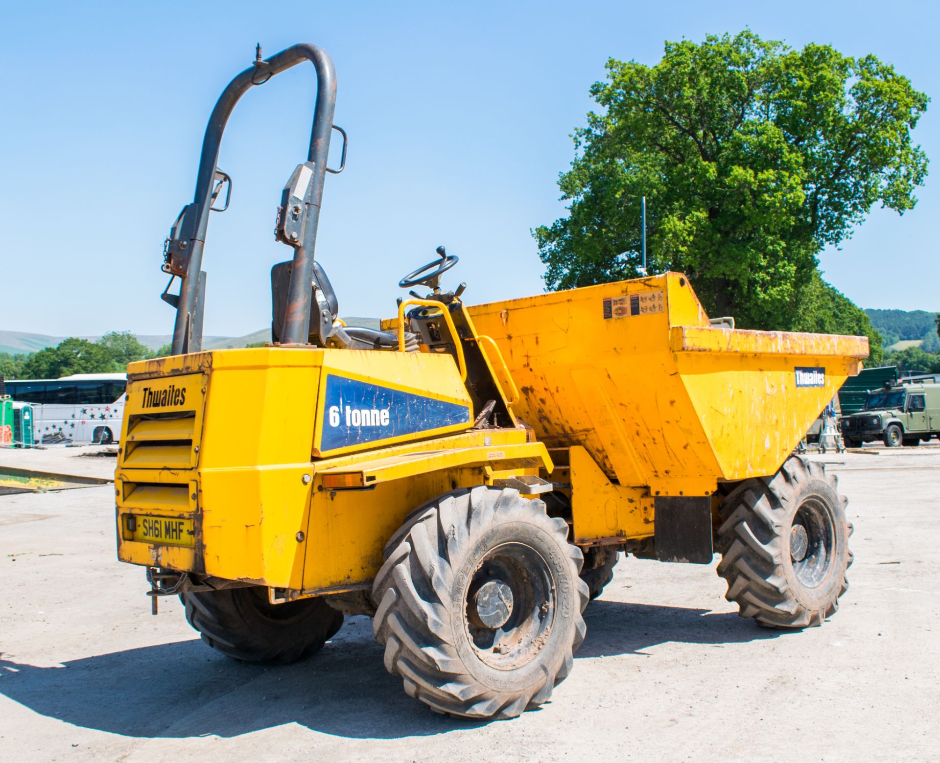 Thwaites 6 tonne straight skip dumper  Year: 2008 S/N: B75358 Recorded Hours: 1659 Registration - Image 3 of 18