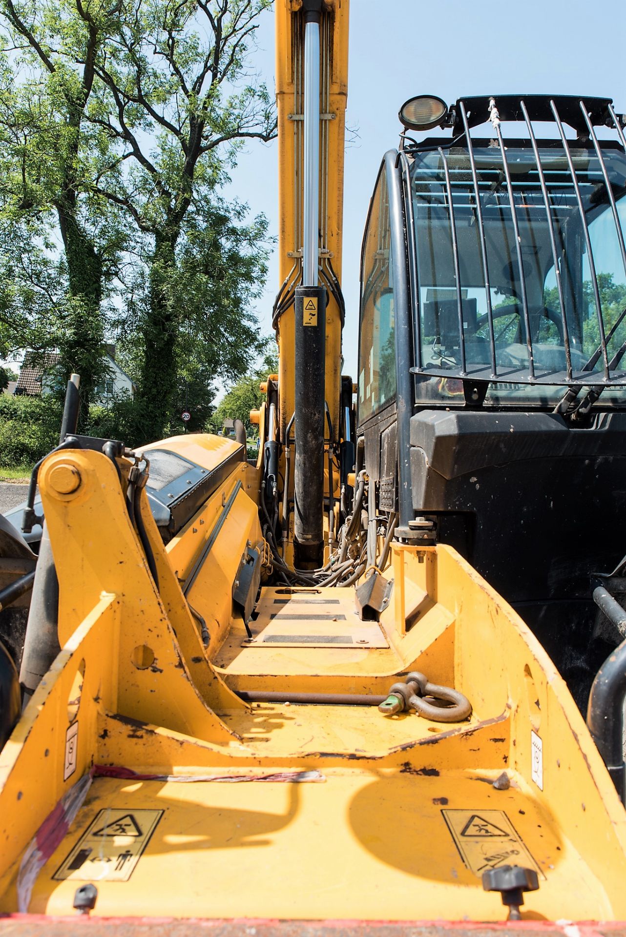 JCB 540-170 17 metre telescopic handler Registration Number: ME14 MDJ Year: 2014 S/N: 40212 Recorded - Image 11 of 21