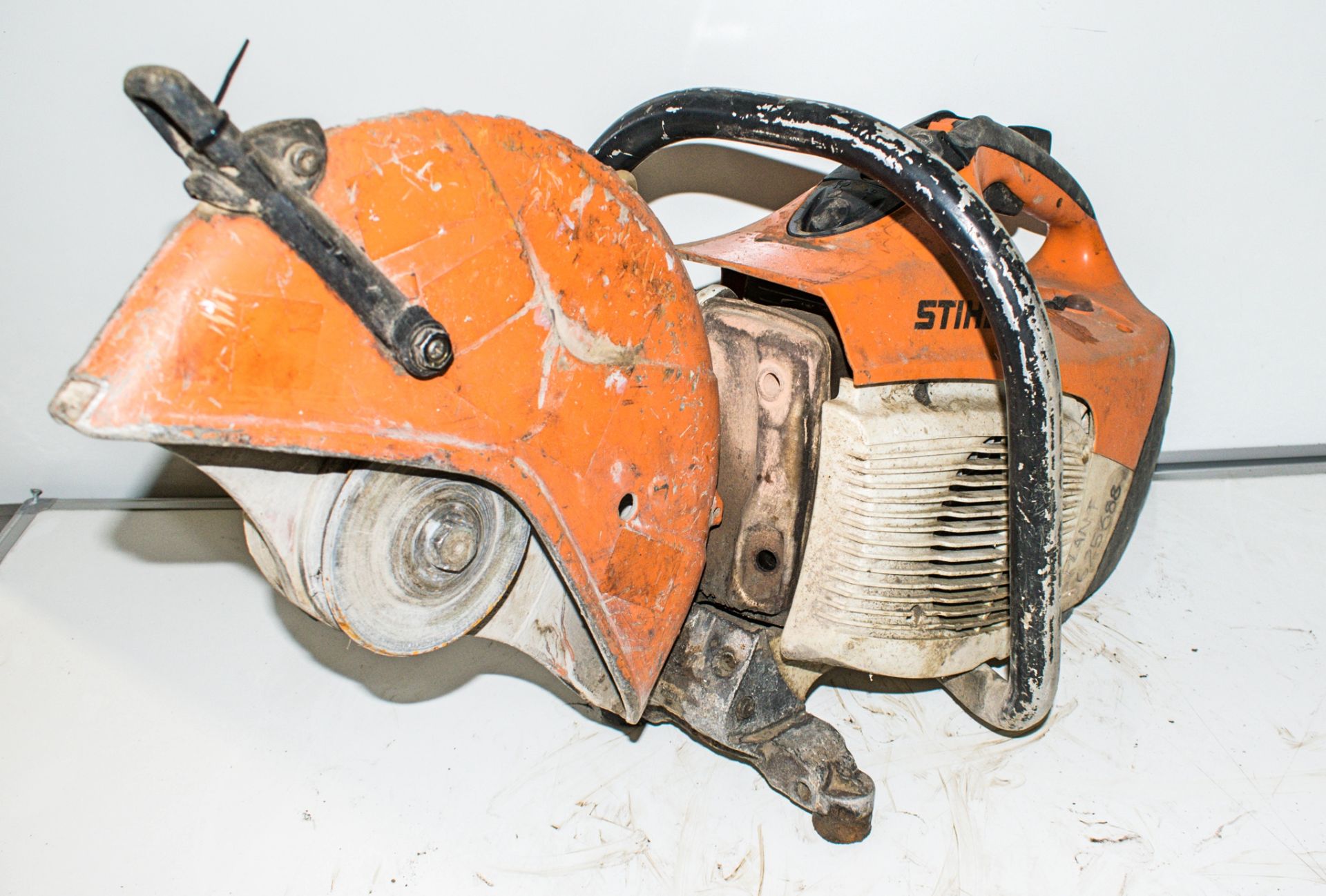 Stihl TS410 petrol driven cut off saw A625688