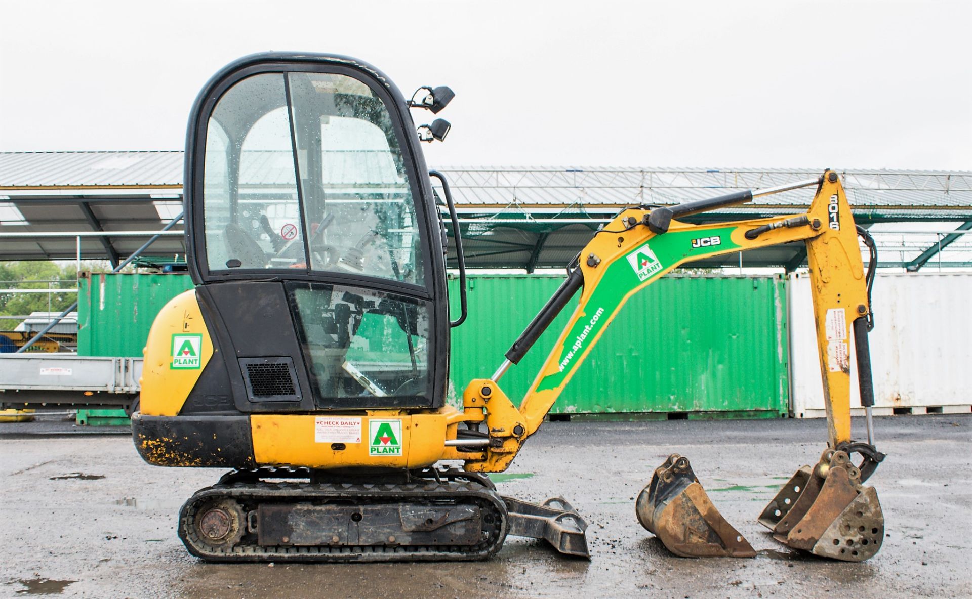 JCB 8016 1.5 tonne rubber tracked mini excavator Year: 2013 S/N: 2071343 Recorded Hours: 1640 blade, - Image 7 of 21