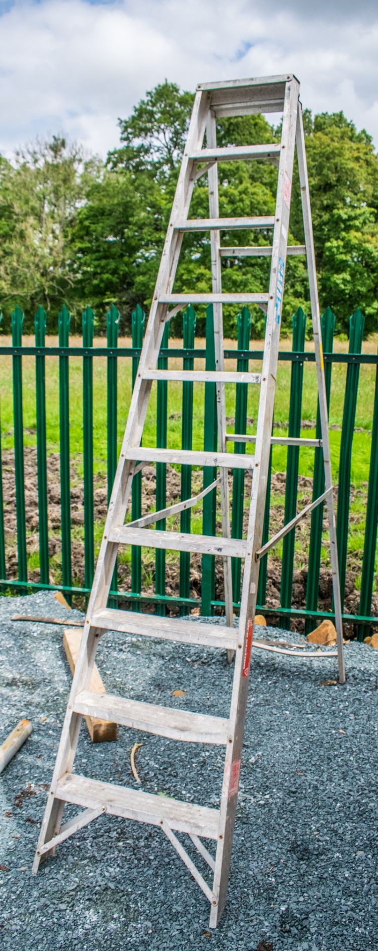 10 tread aluminium step ladder AST003