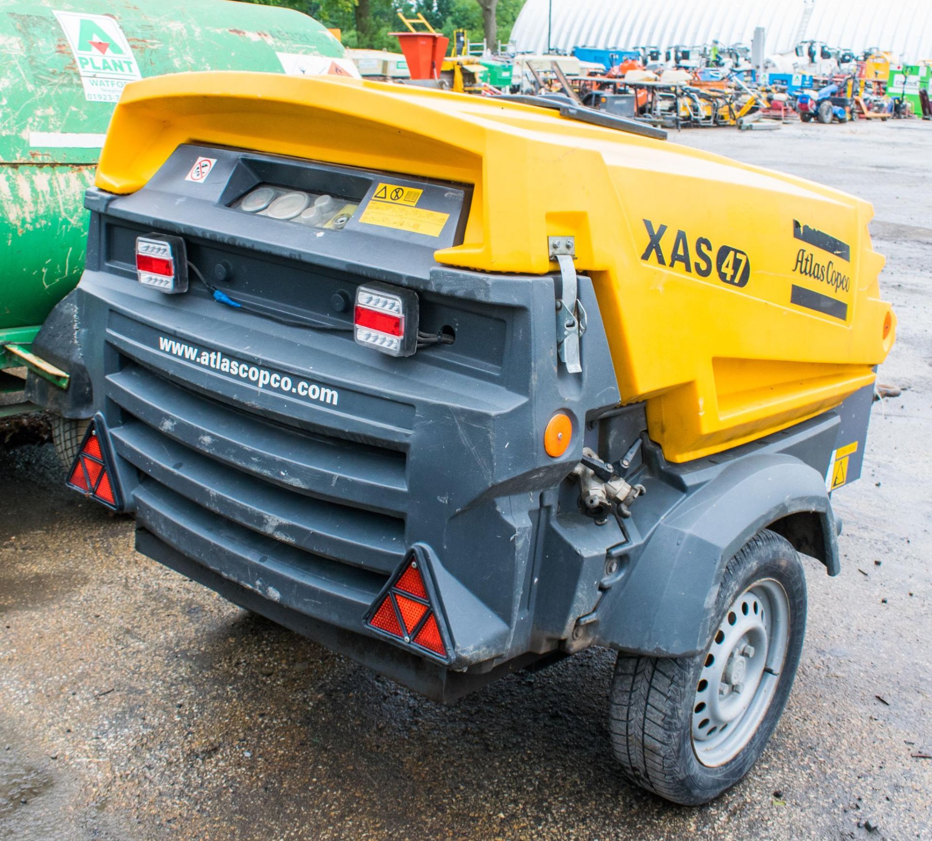 Atlas Copco XA47 diesel driven air compressor Year: 2013 S/N: 286907 Recorded Hours: 334 - Image 2 of 5