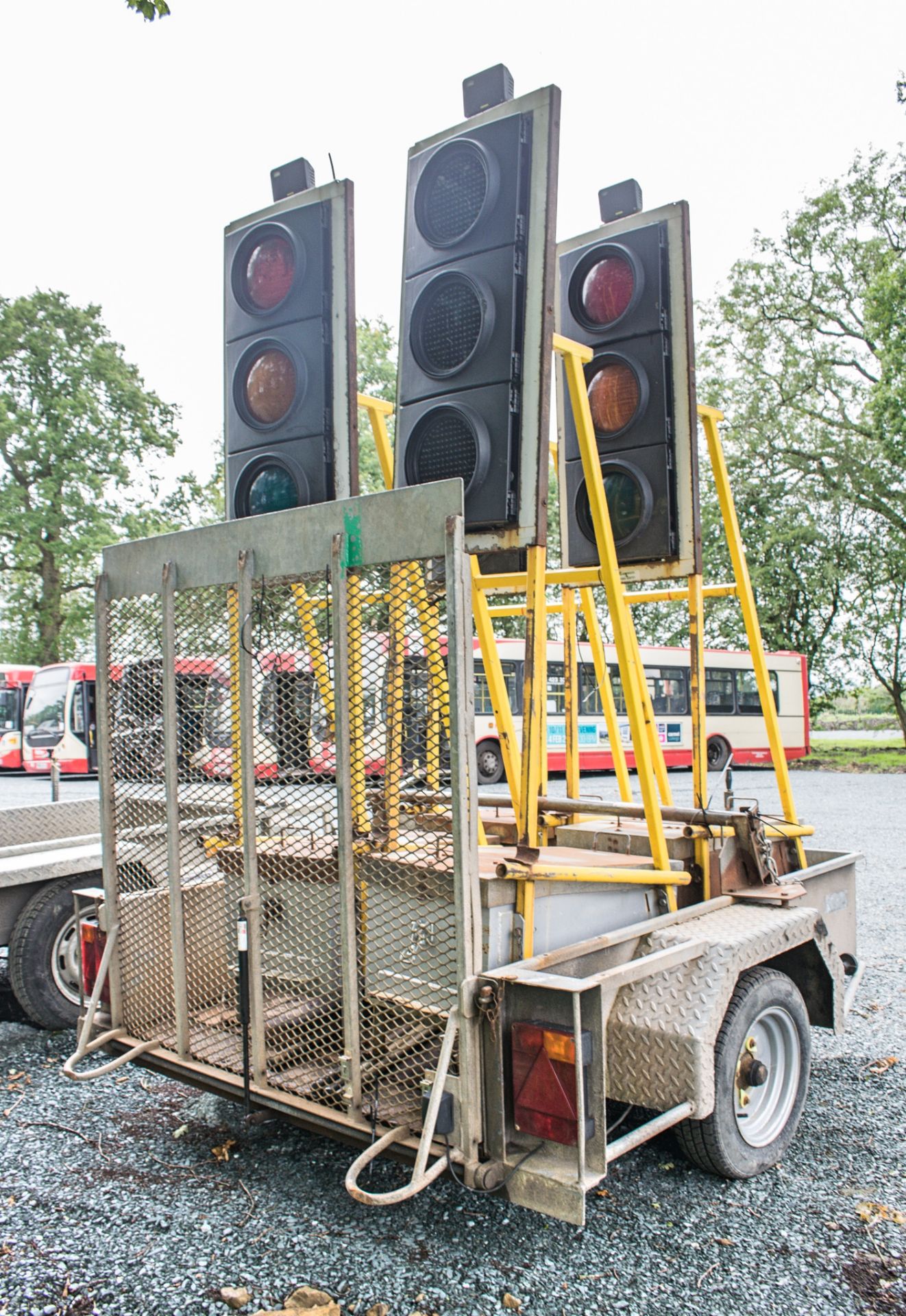 Hazlewood single axle traffic light trailer c/w 4 battery traffic lights A533276/A555706/A529395/ - Image 2 of 5