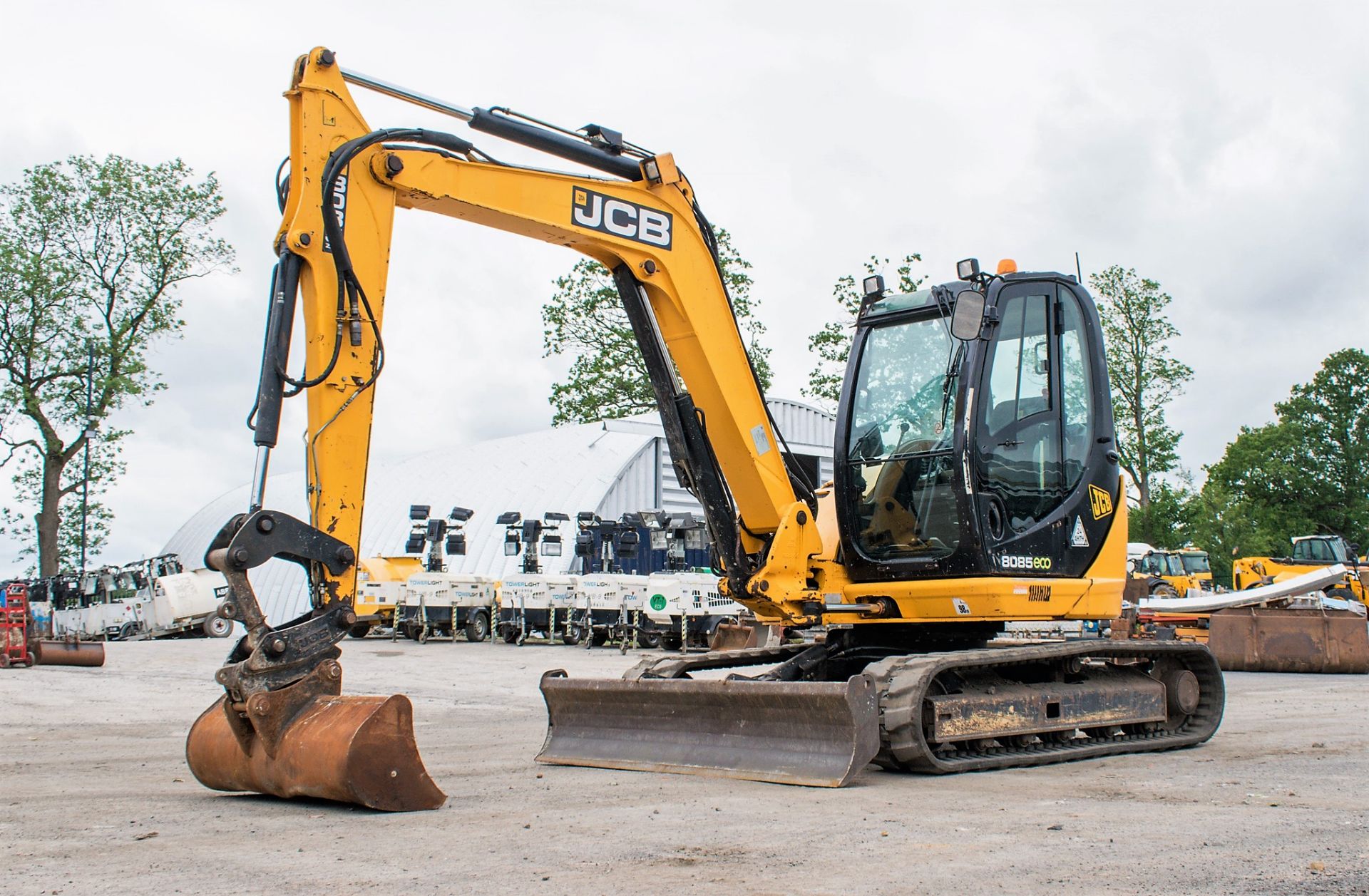 JCB 8085 Eco ZTS 8.5 tonne rubber tracked excavator Year: 2013 S/N: 1073077 Recorded Hours: 93412 (
