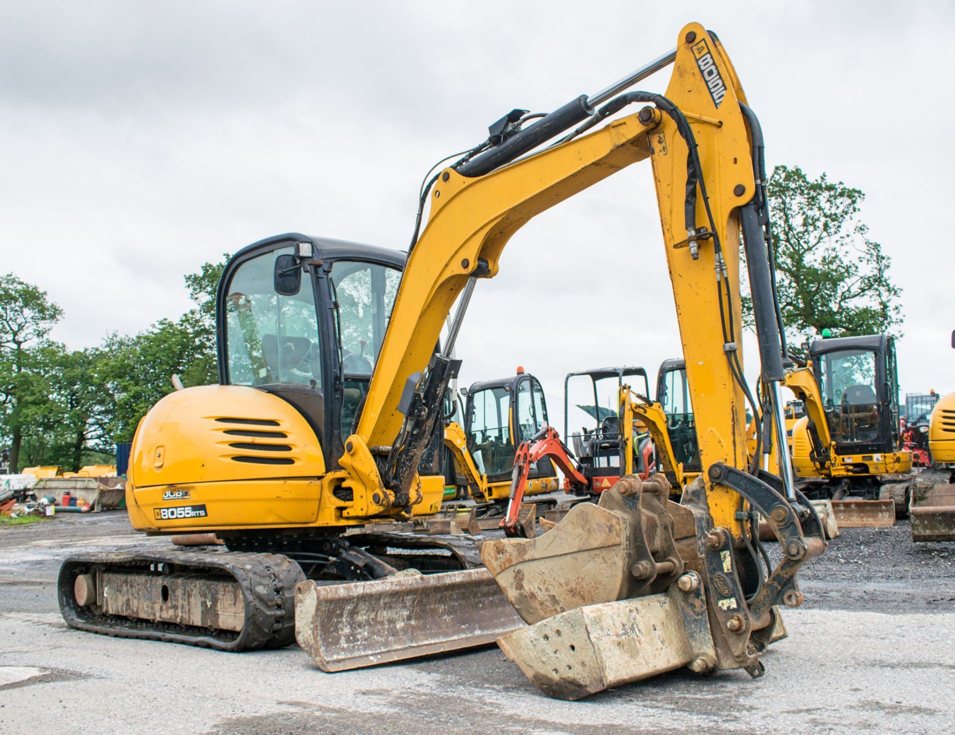 JCB 8055 RTS 5.5 tonne rubber tracked excavator Year: 2013 S/N: 2060572 Recorded Hours: 4404 - Image 2 of 23