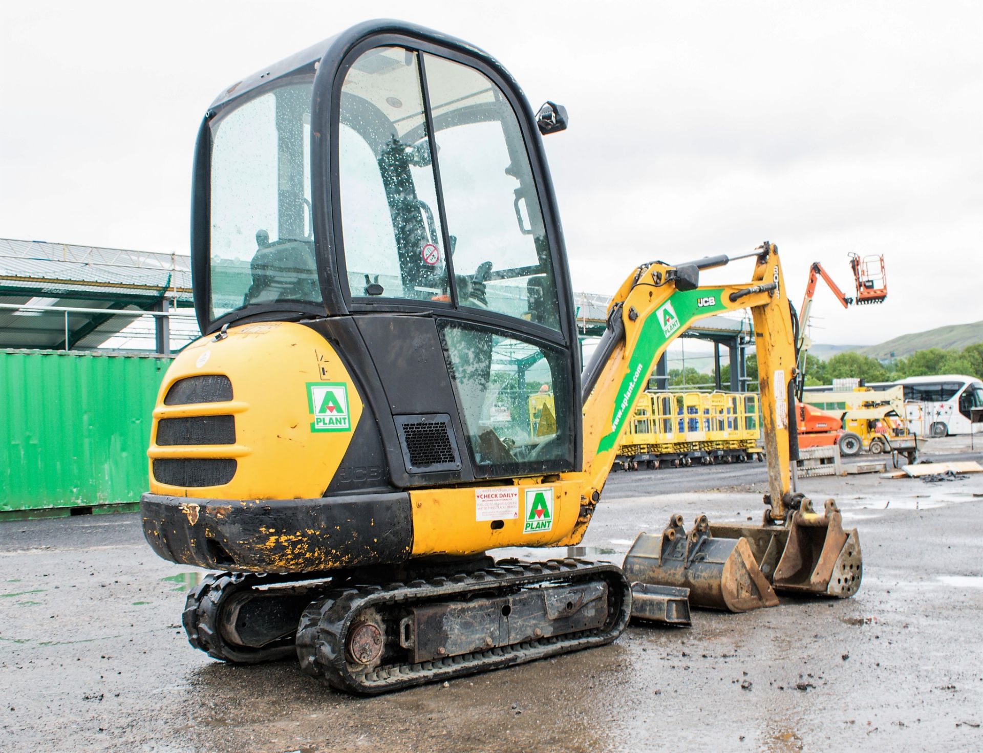 JCB 8016 1.5 tonne rubber tracked mini excavator Year: 2013 S/N: 2071343 Recorded Hours: 1640 blade, - Image 3 of 21