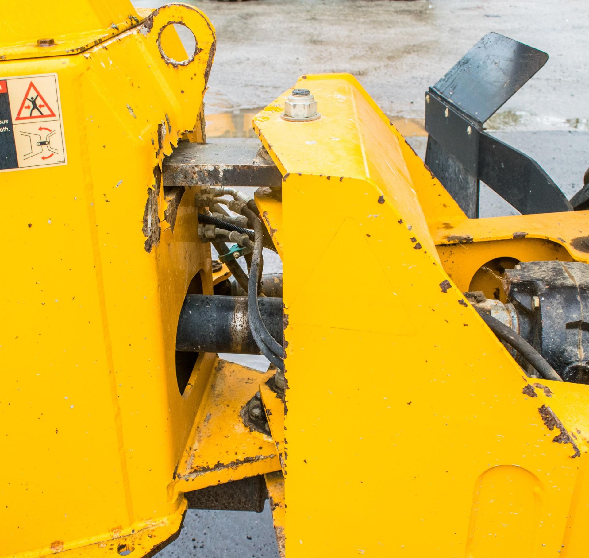 Thwaites 6 tonne swivel skip dumper  Registration number: MM63 UMD Year: 2014 S/N: C9151 Recorded - Image 15 of 20