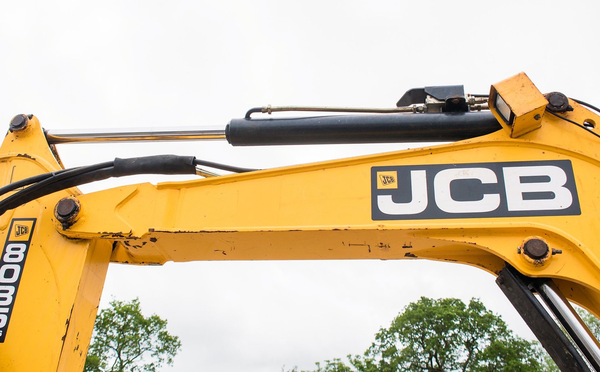JCB 8085 Eco ZTS 8.5 tonne rubber tracked excavator Year: 2013 S/N: 1073077 Recorded Hours: 93412 ( - Image 18 of 24