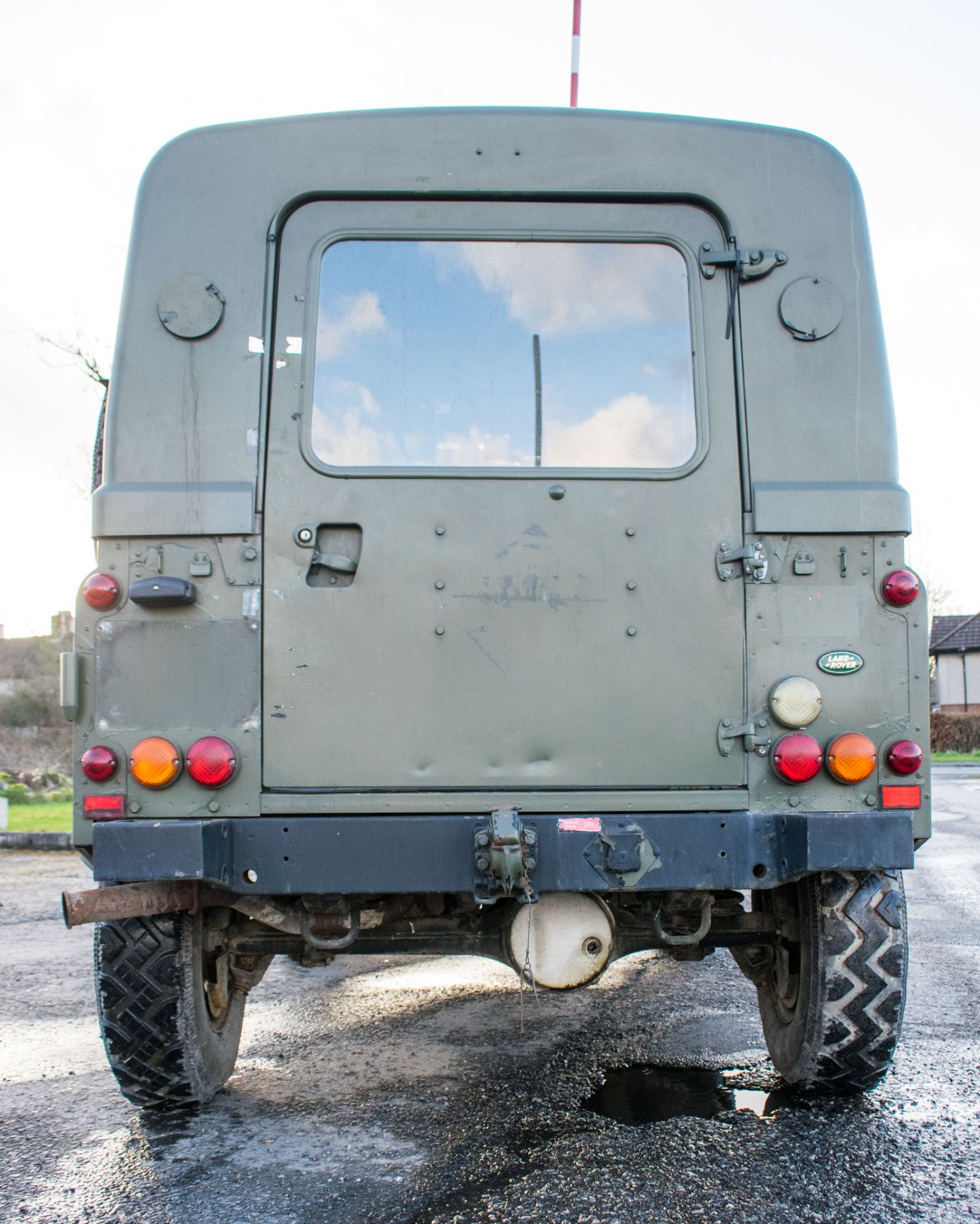 Land Rover Defender 90 Wolf 300 TDI 4wd TUL hard top utility vehicle (EX MOD) Date into Service: - Image 6 of 27