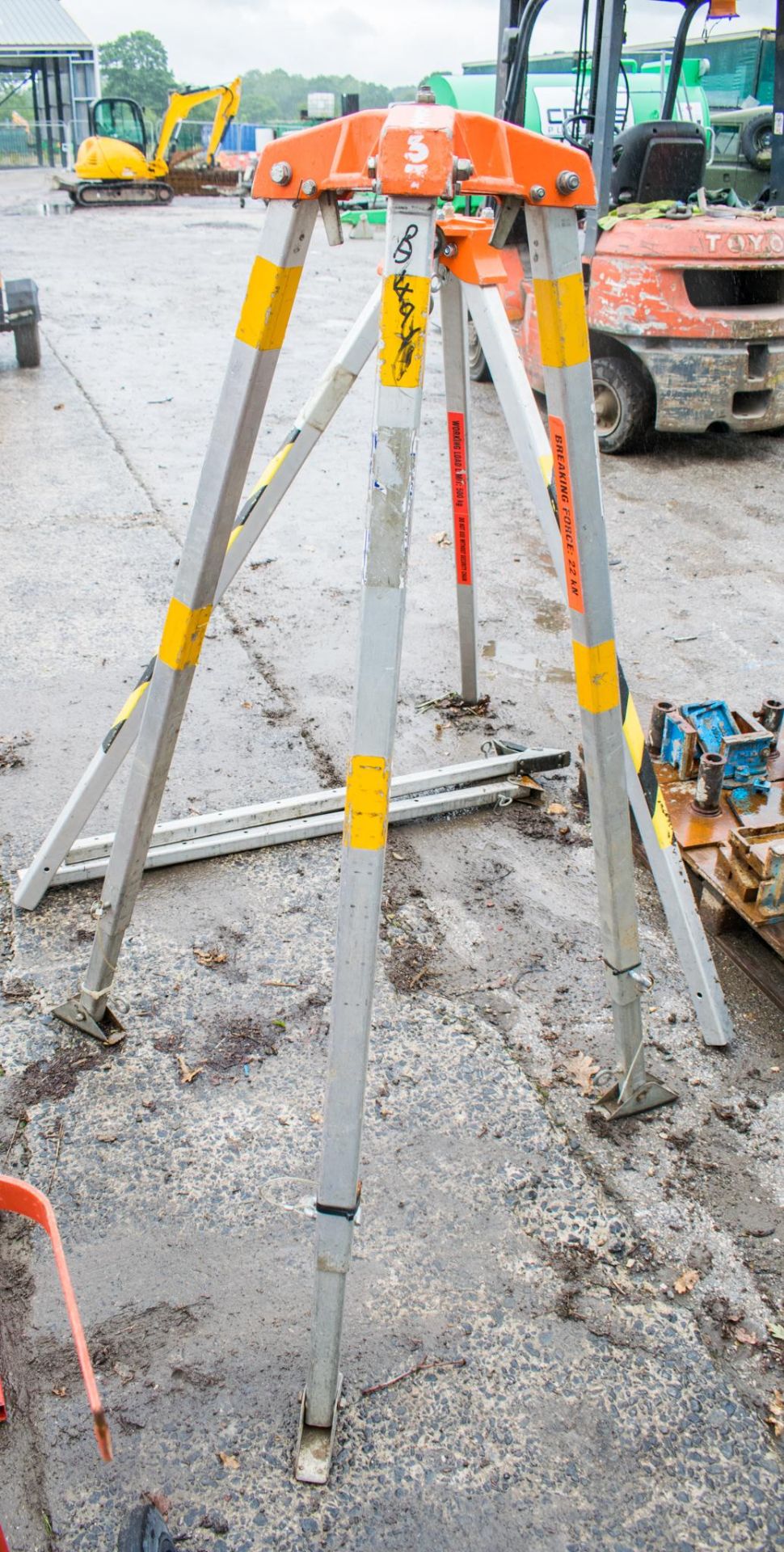 Personnel safety tripod LB222737